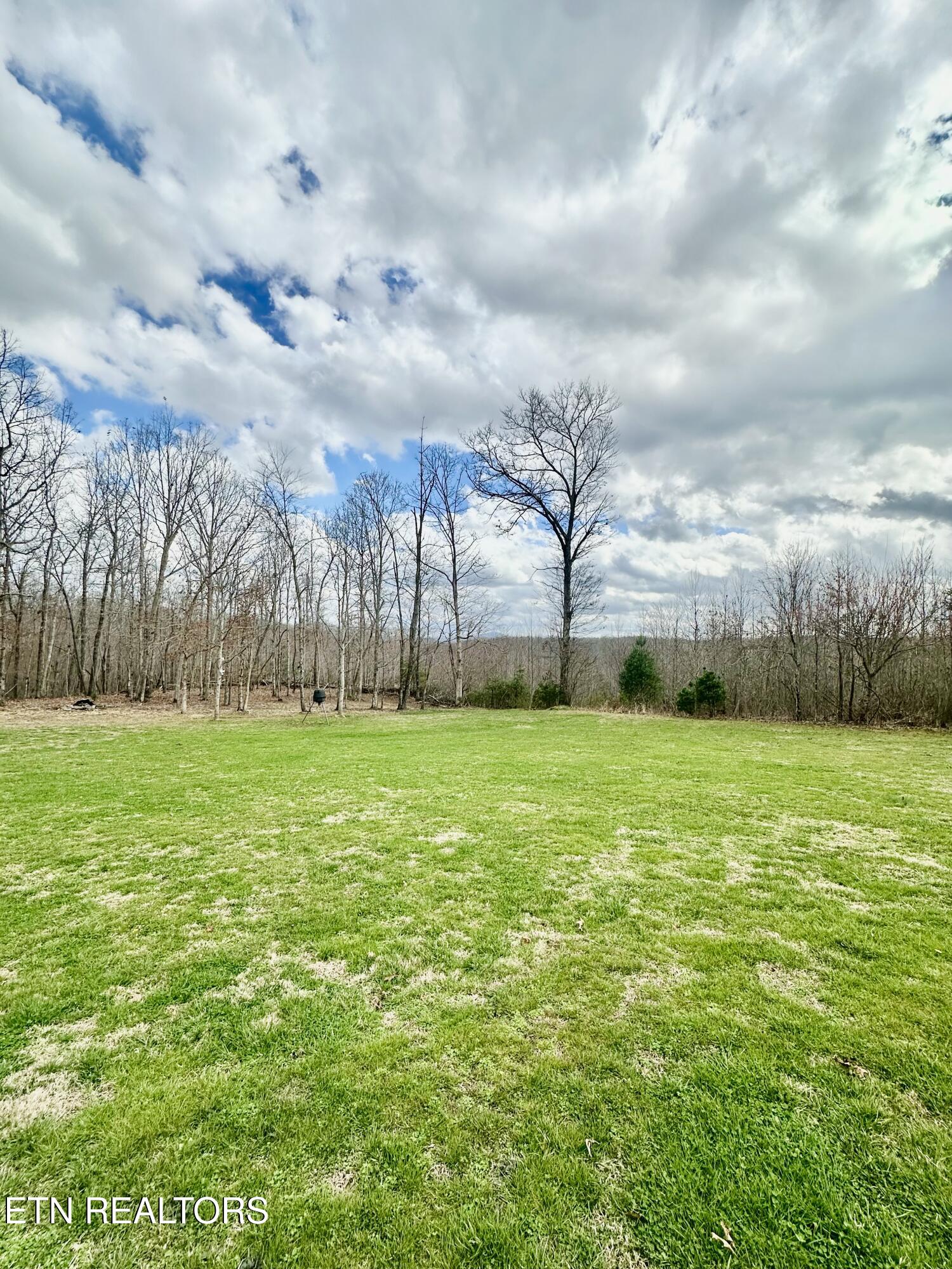 140 Red Hill Road Sunbright TN 37872