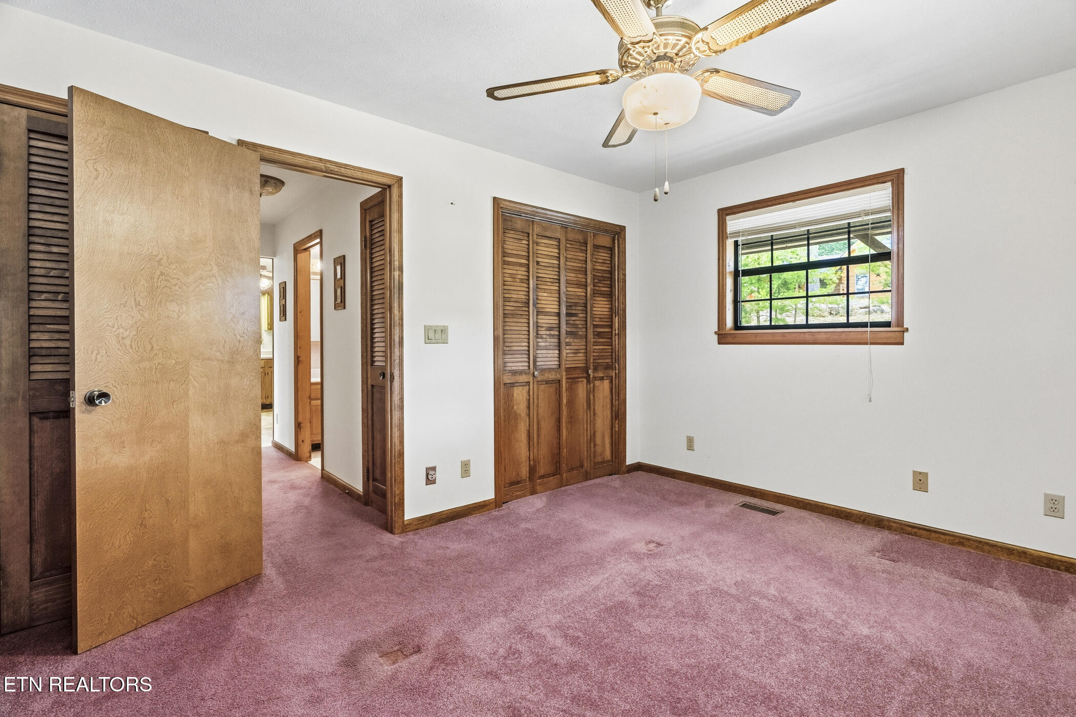 1889 Natures Lane Sevierville TN 37862