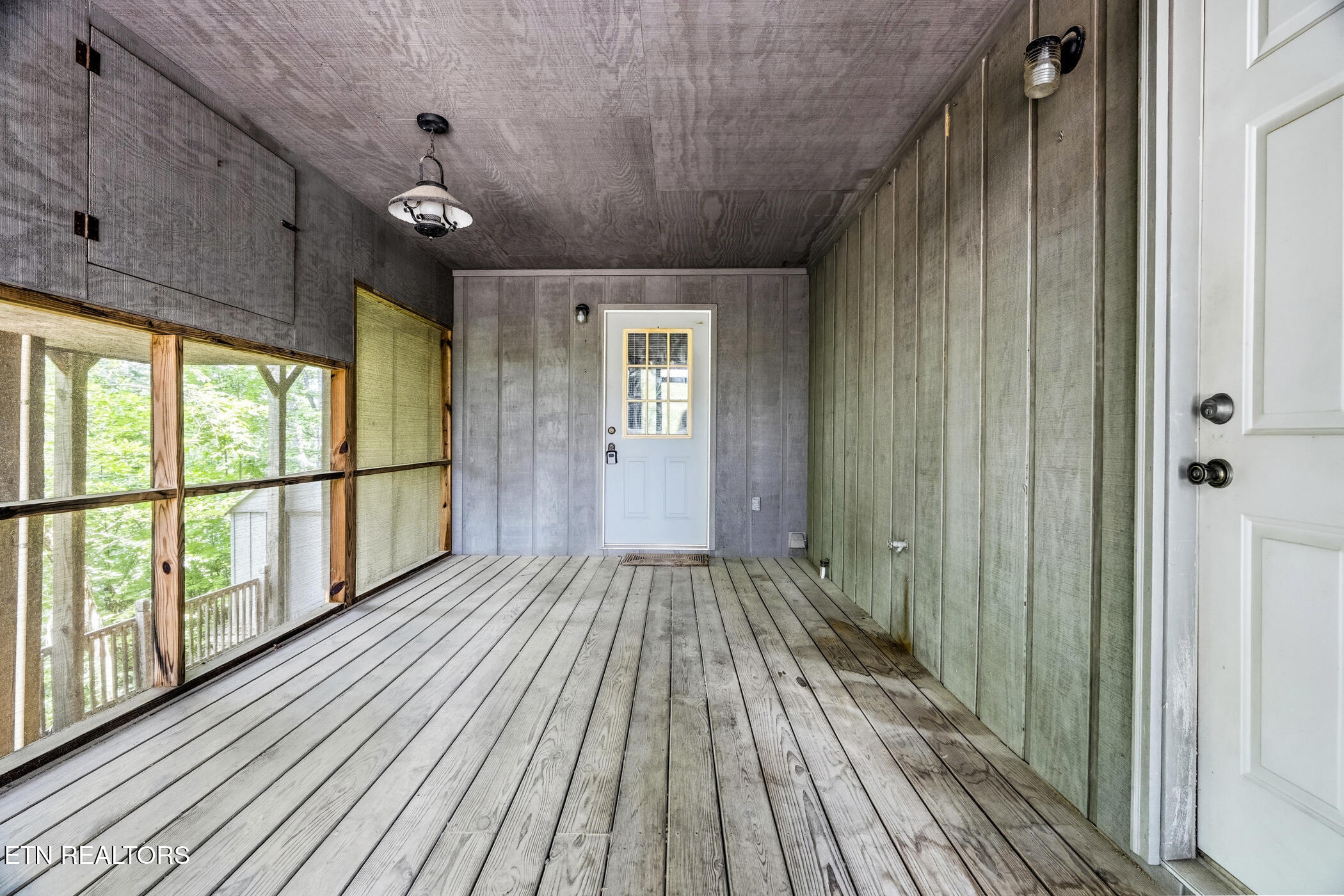 1889 Natures Lane Sevierville TN 37862