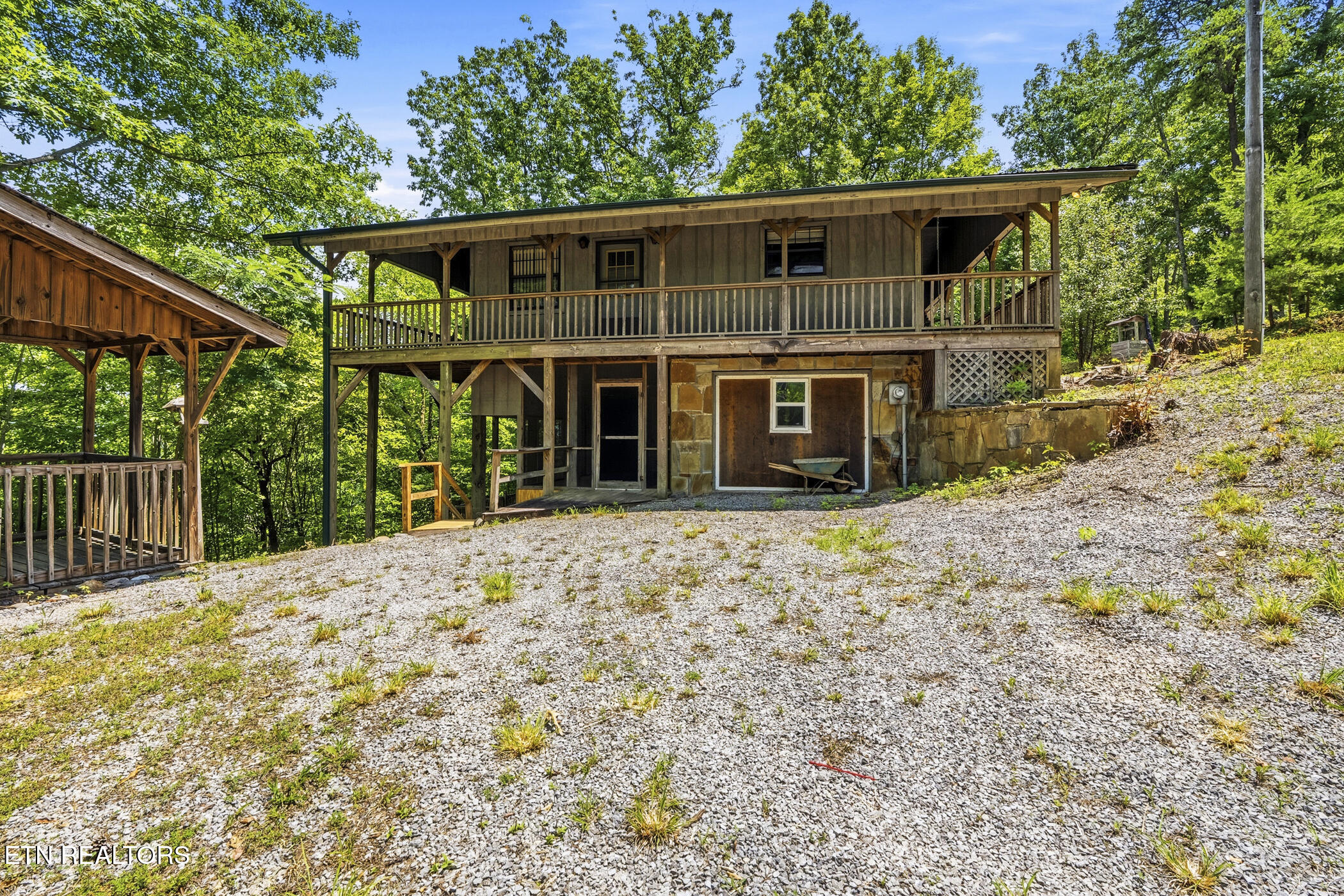 1889 Natures Lane Sevierville TN 37862
