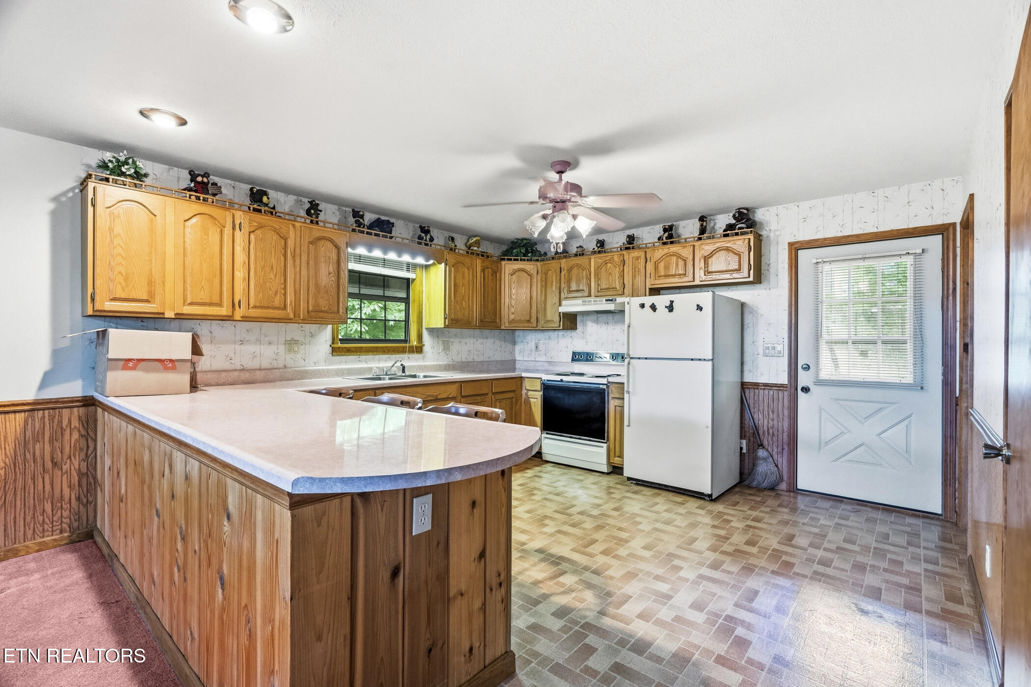 1889 Natures Lane Sevierville TN 37862