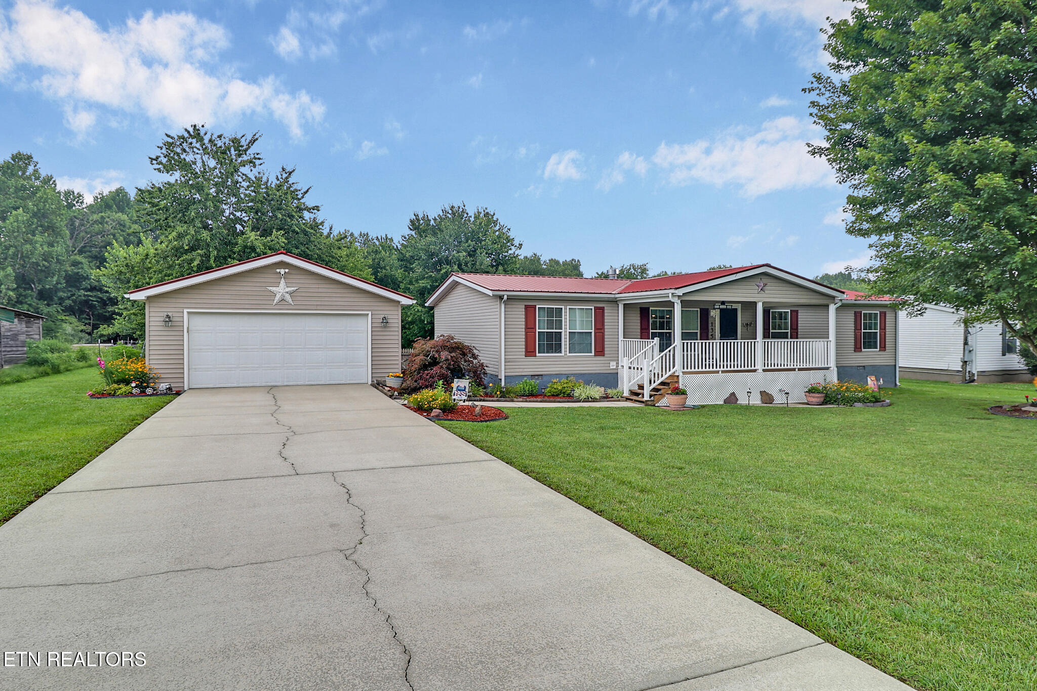 135 Caney Creek Drive Crossville TN 38571