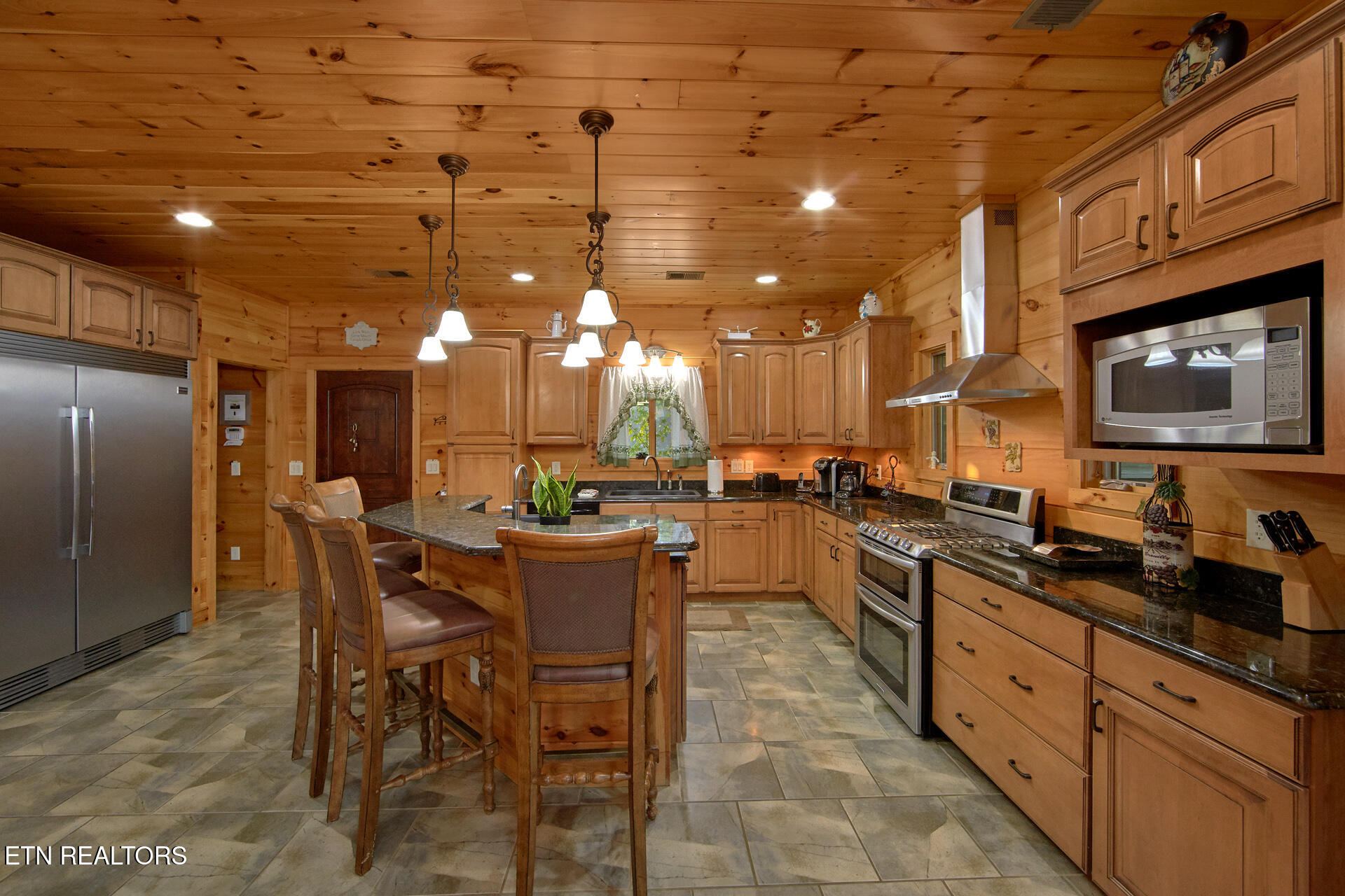 4310 Firefly View Way Gatlinburg TN 37738