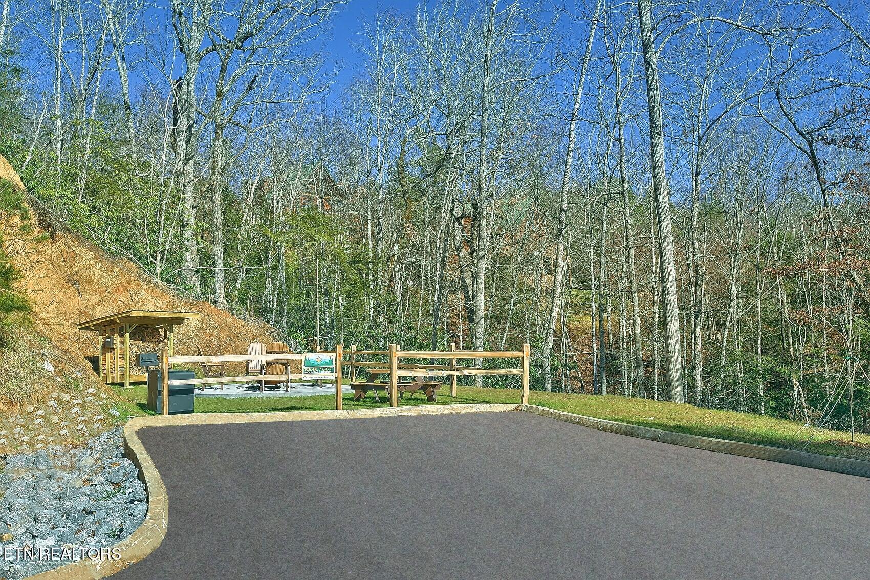 4310 Firefly View Way Gatlinburg TN 37738