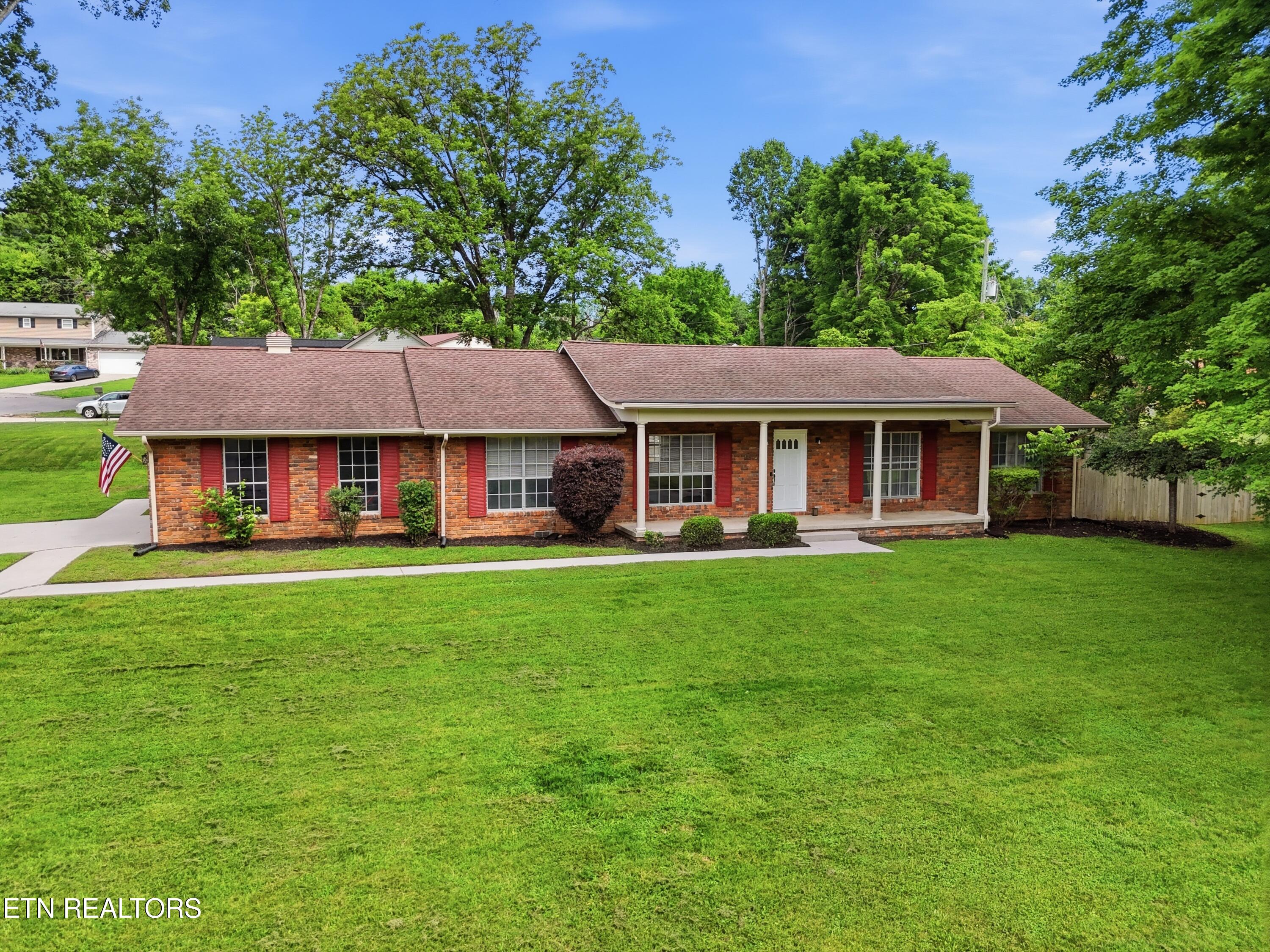 102 Ruskin Circle Maryville TN 37803