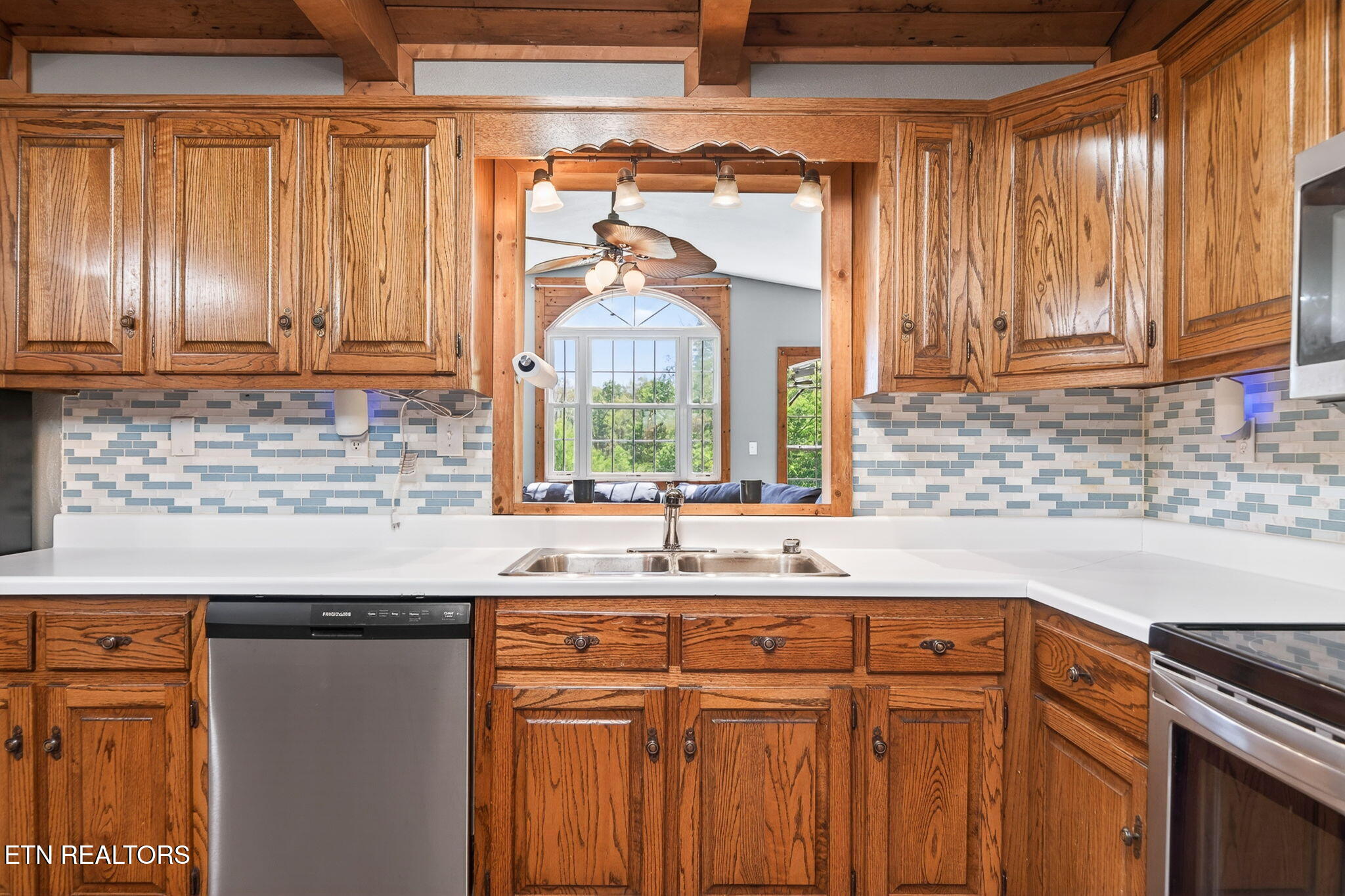 935 Brewer Road Crossville TN 38572