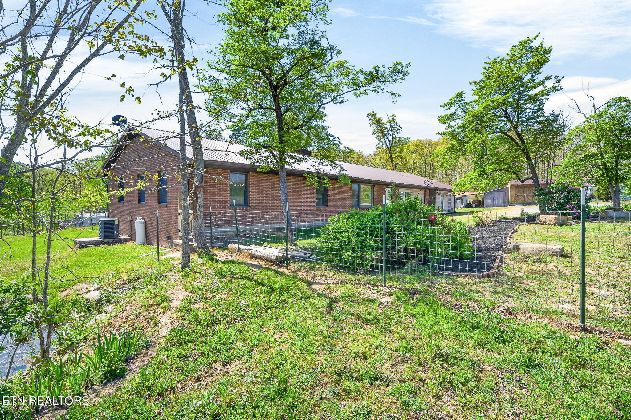 935 Brewer Road Crossville TN 38572