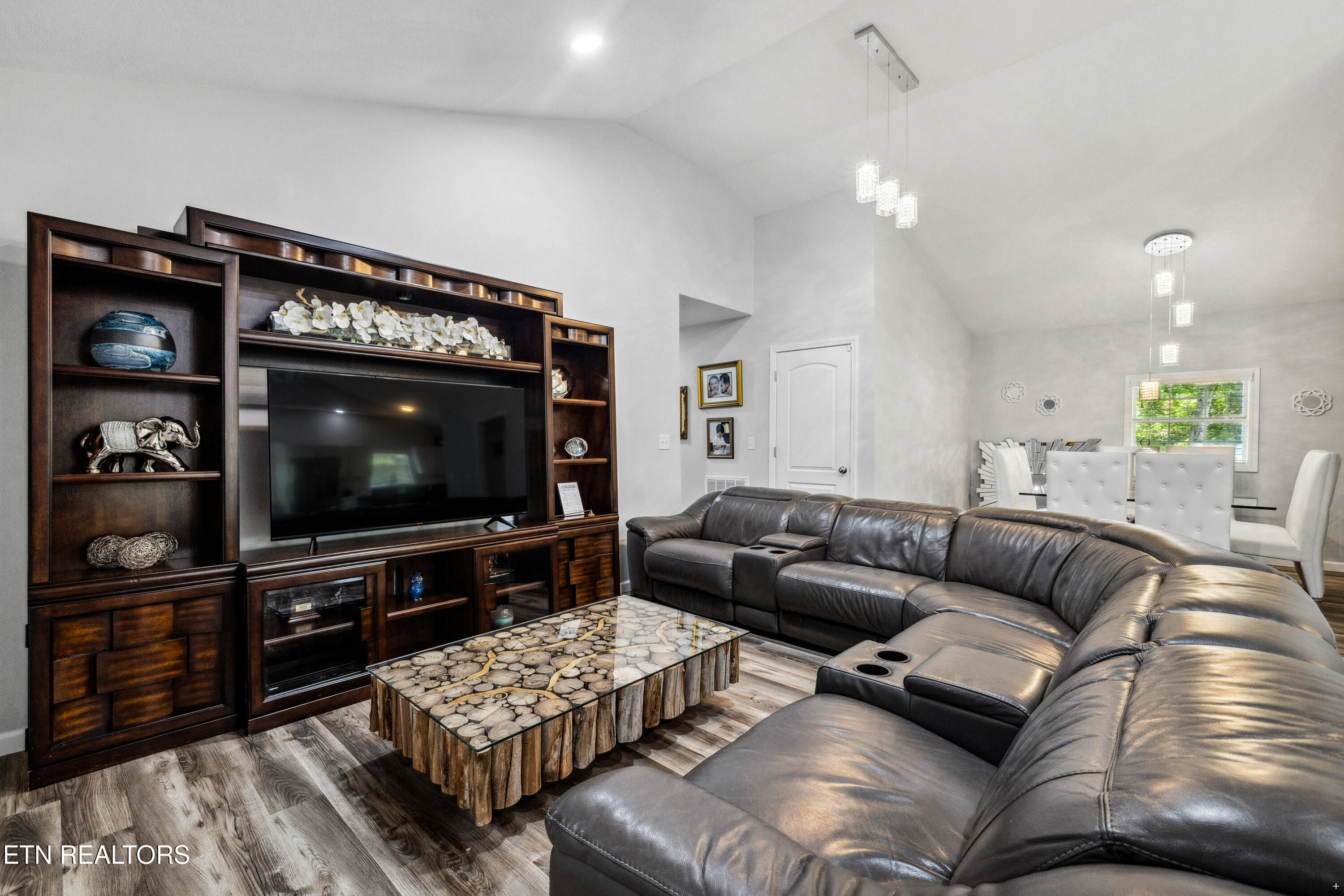 449 Carpenter Road Mooresburg TN 37811