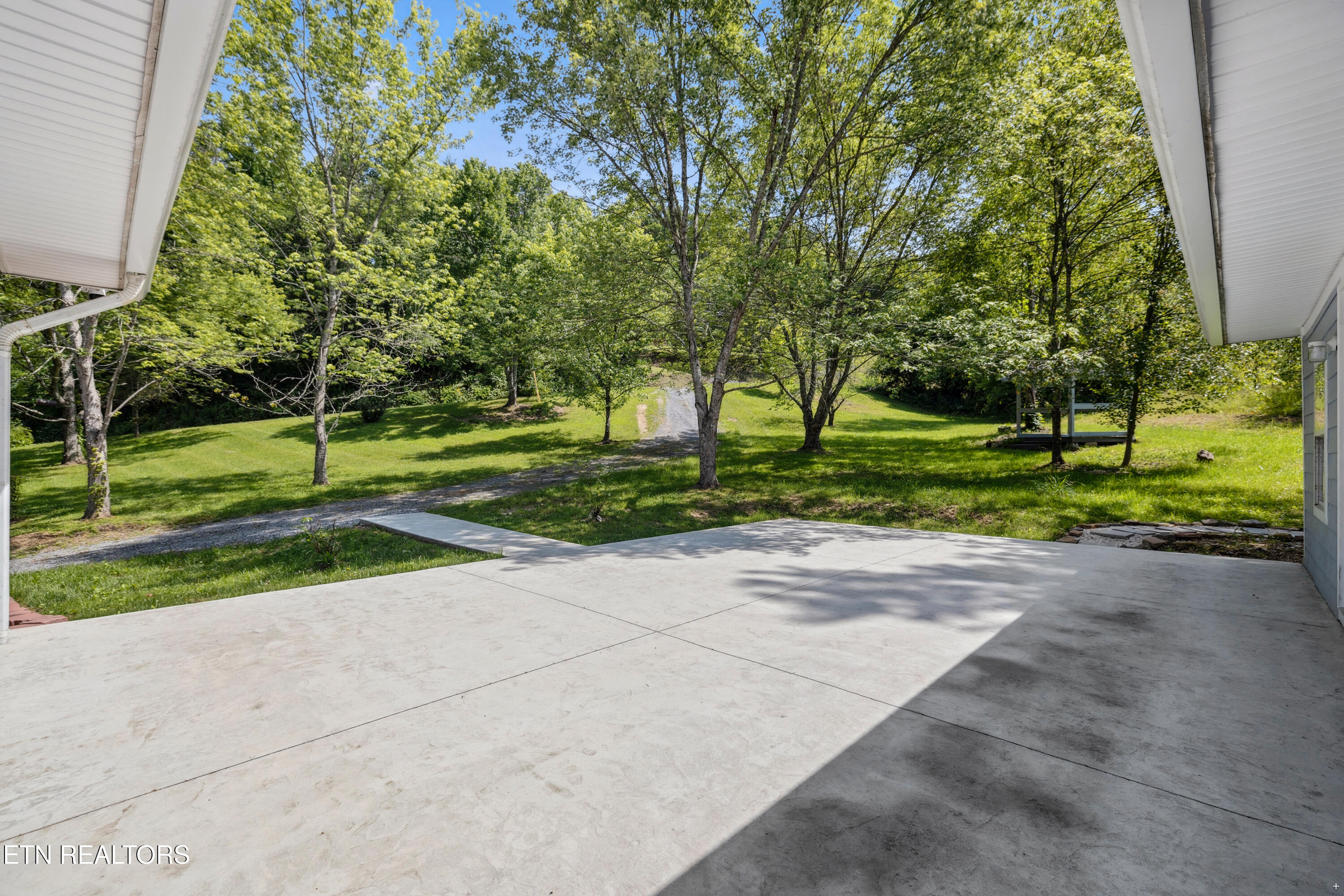 449 Carpenter Road Mooresburg TN 37811