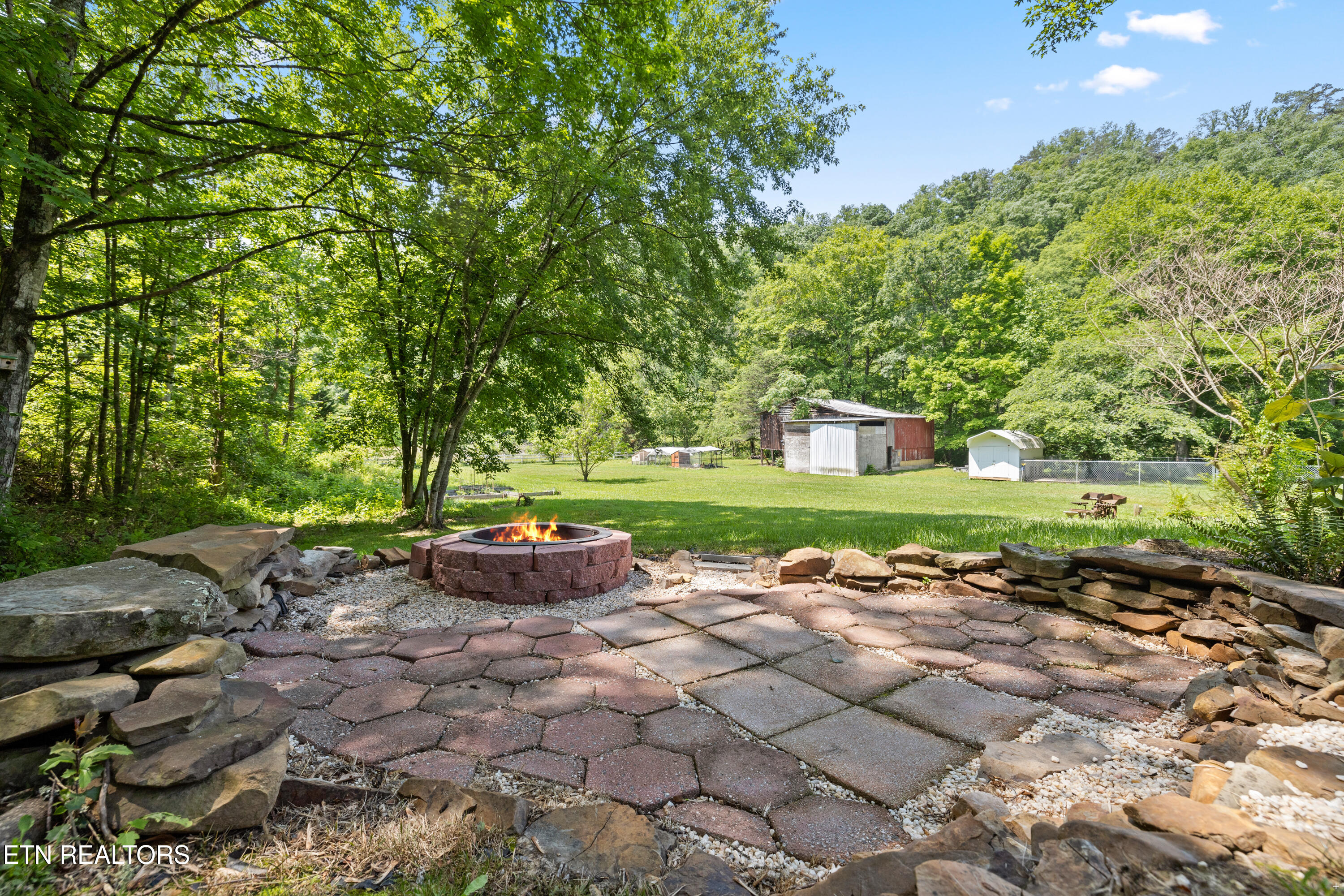 449 Carpenter Road Mooresburg TN 37811