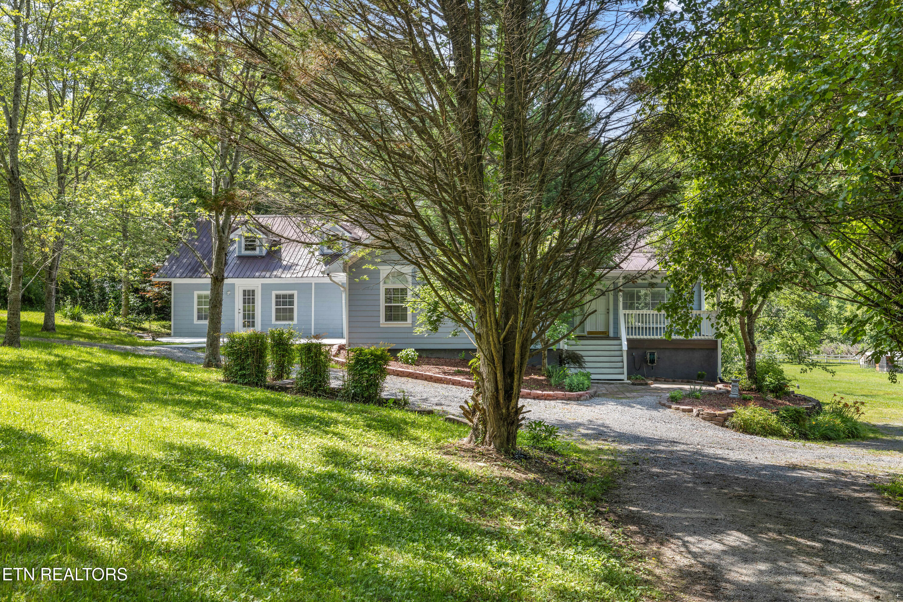 449 Carpenter Road Mooresburg TN 37811