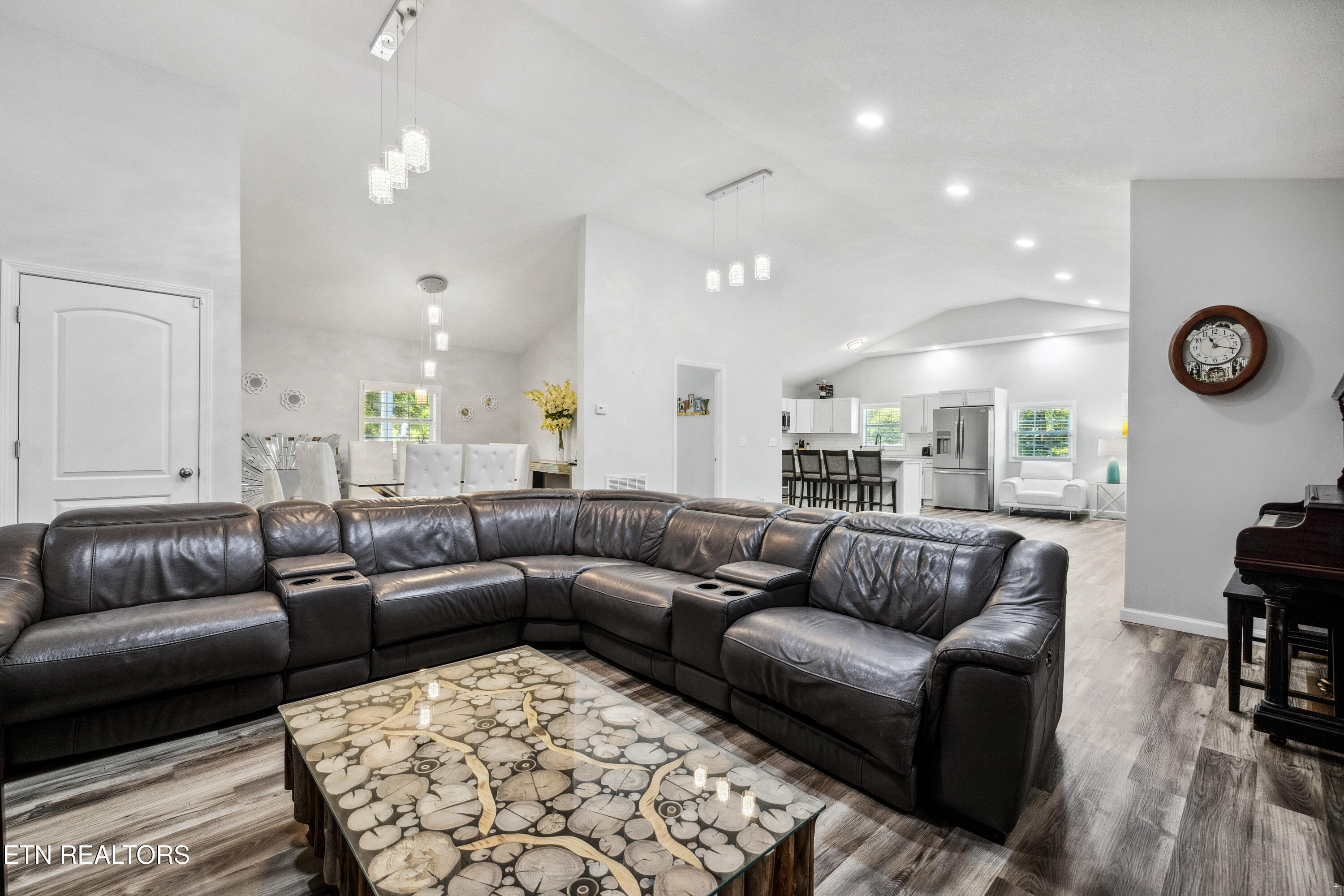 449 Carpenter Road Mooresburg TN 37811