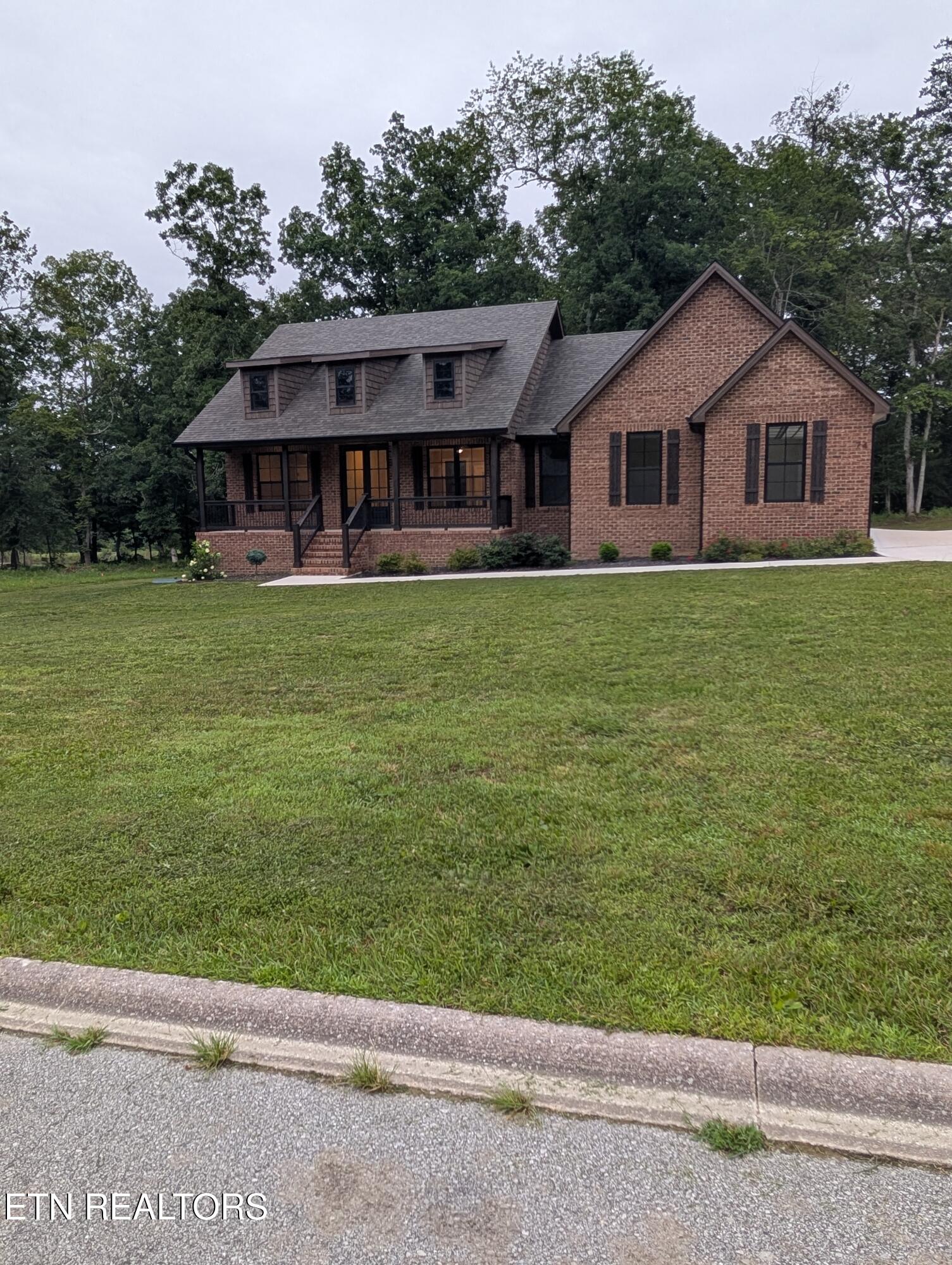 74 Riverchase Drive Crossville TN 38571