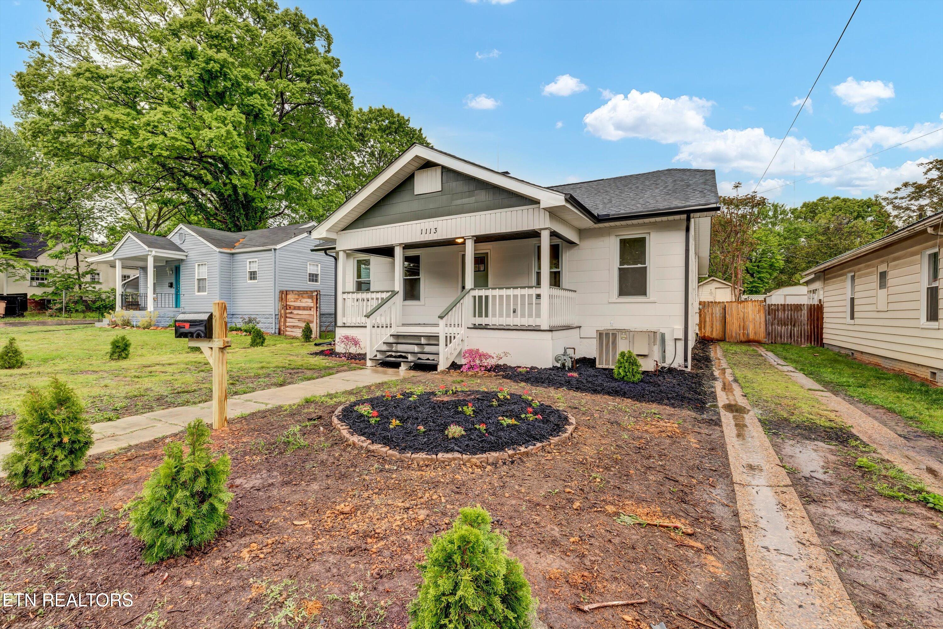 1113 NE Melbourne Avenue Knoxville TN 37917
