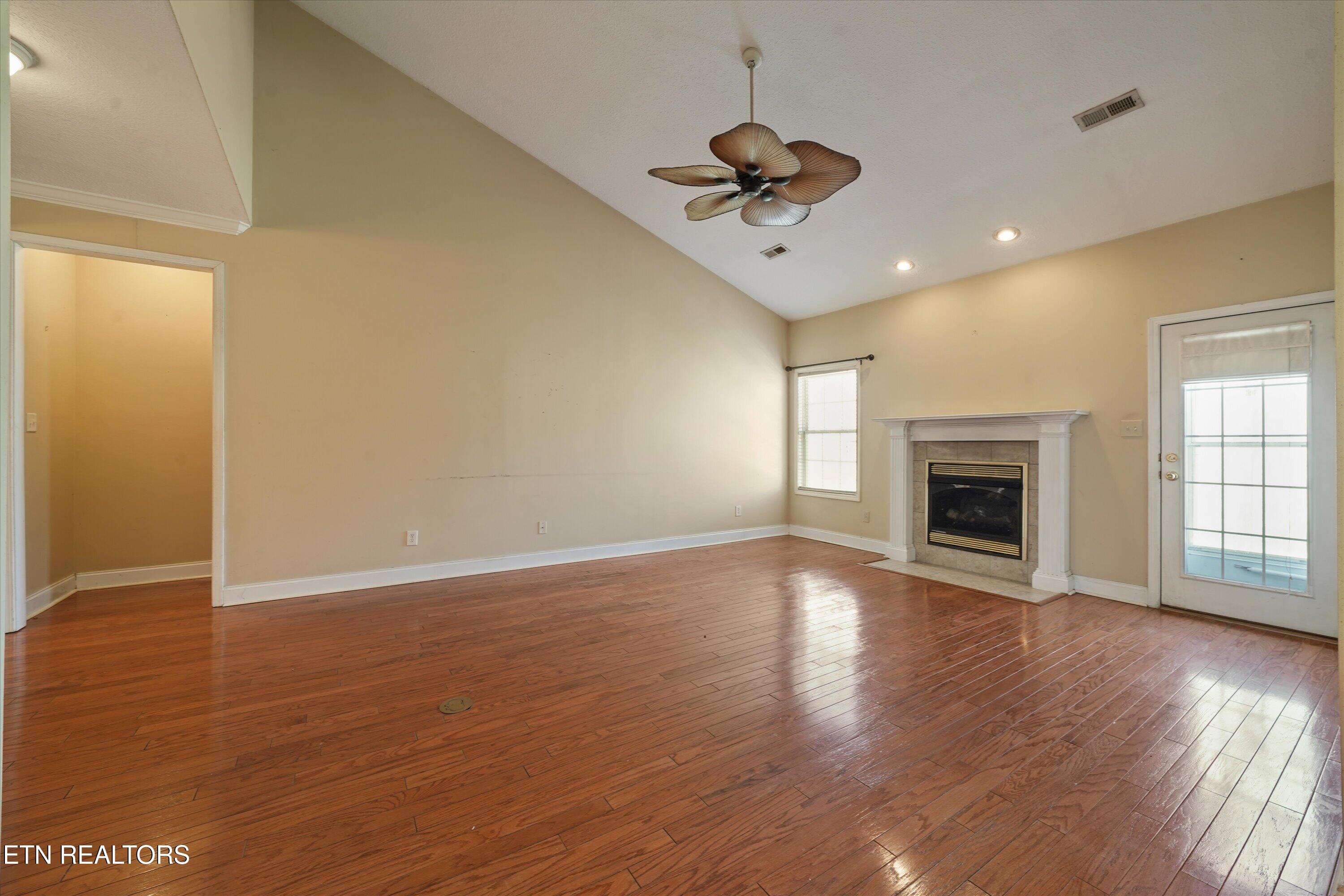 7742 Charmwood Way Knoxville TN 37938