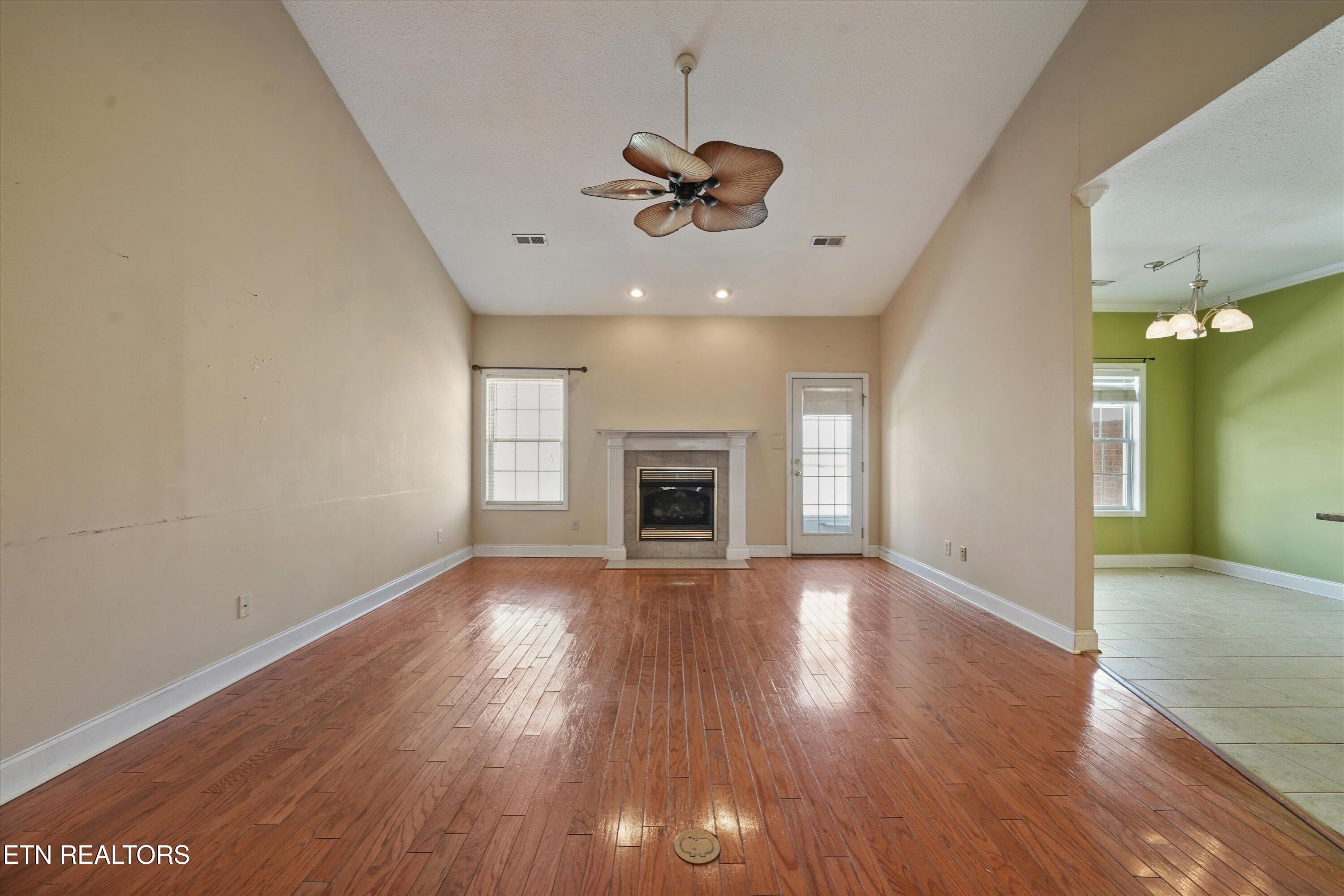 7742 Charmwood Way Knoxville TN 37938