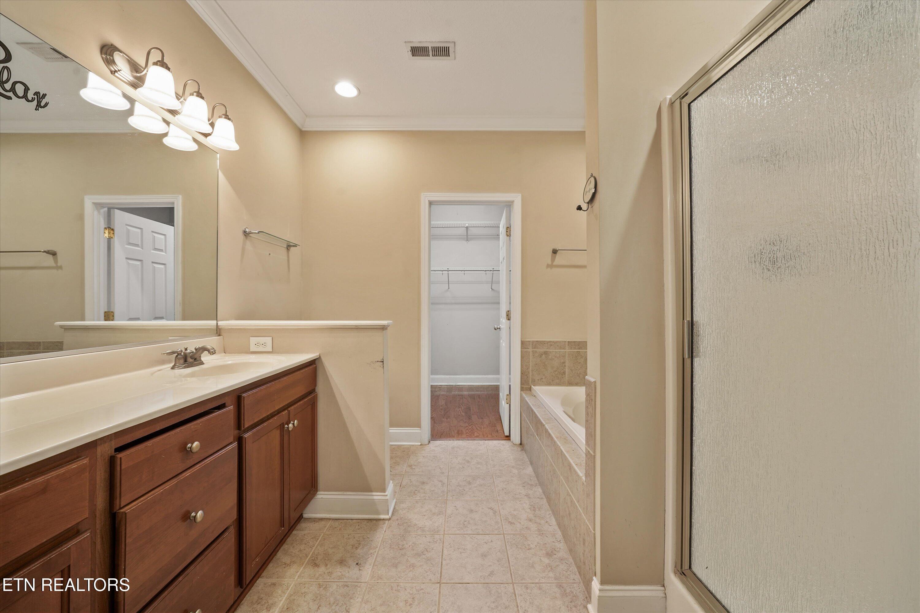 7742 Charmwood Way Knoxville TN 37938