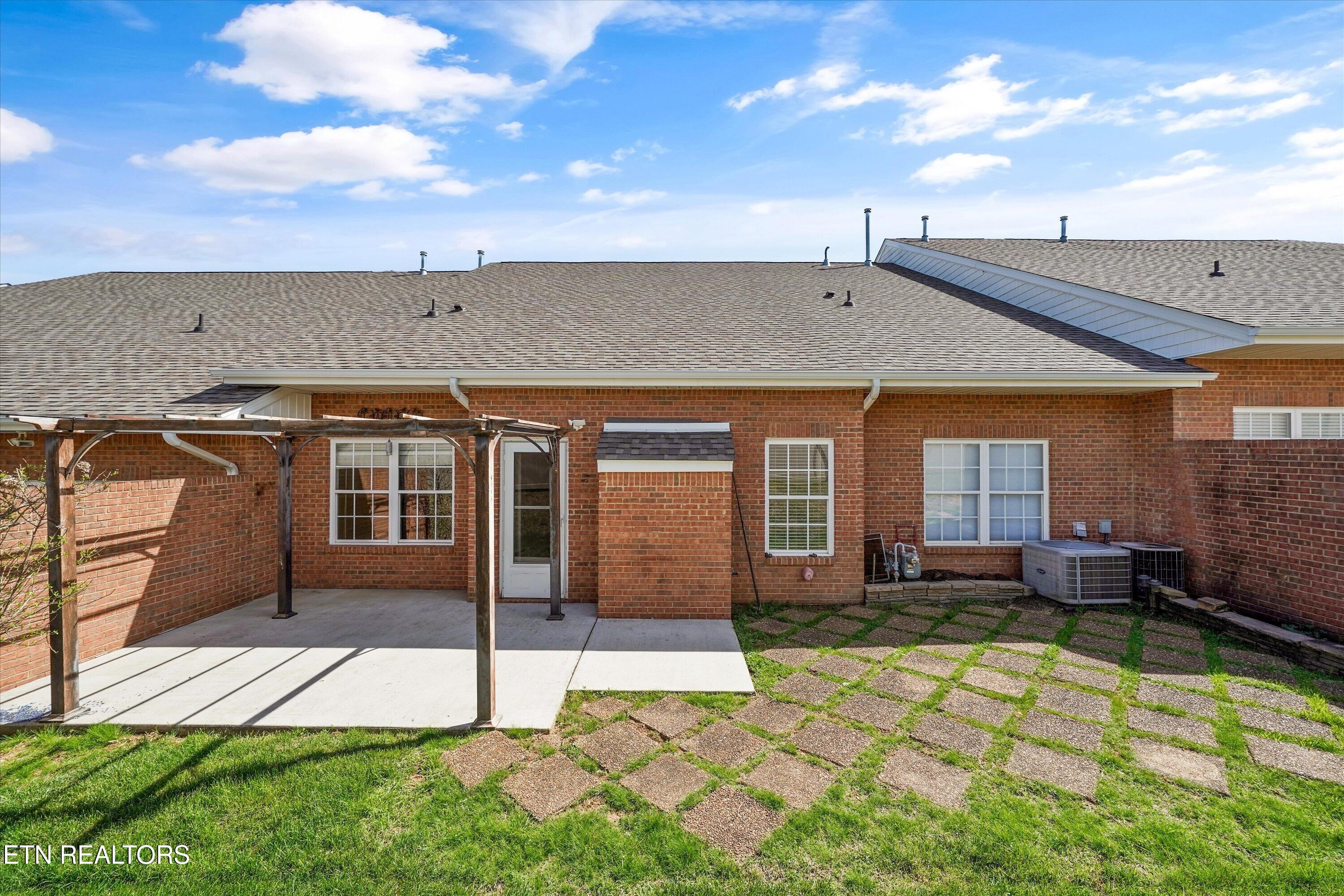 7742 Charmwood Way Knoxville TN 37938