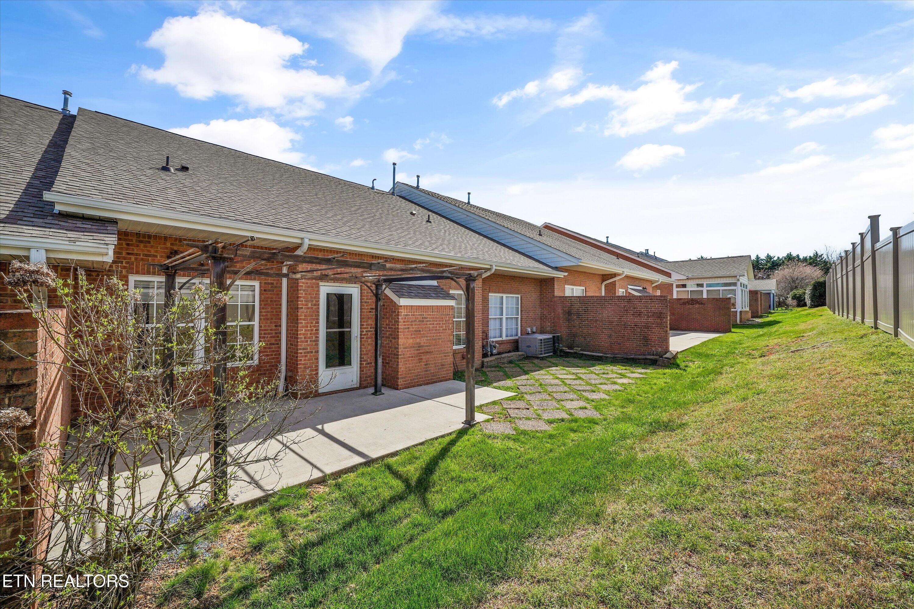 7742 Charmwood Way Knoxville TN 37938