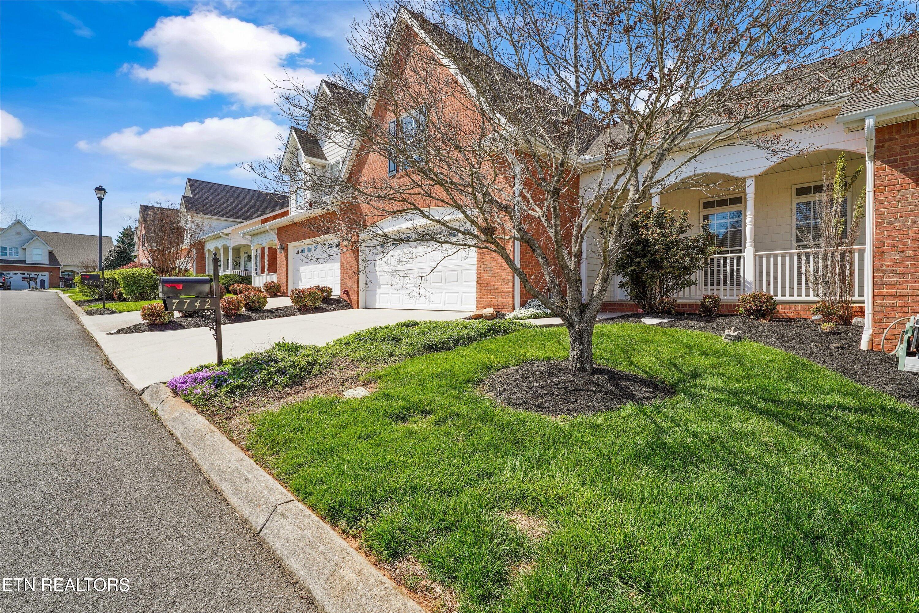7742 Charmwood Way Knoxville TN 37938