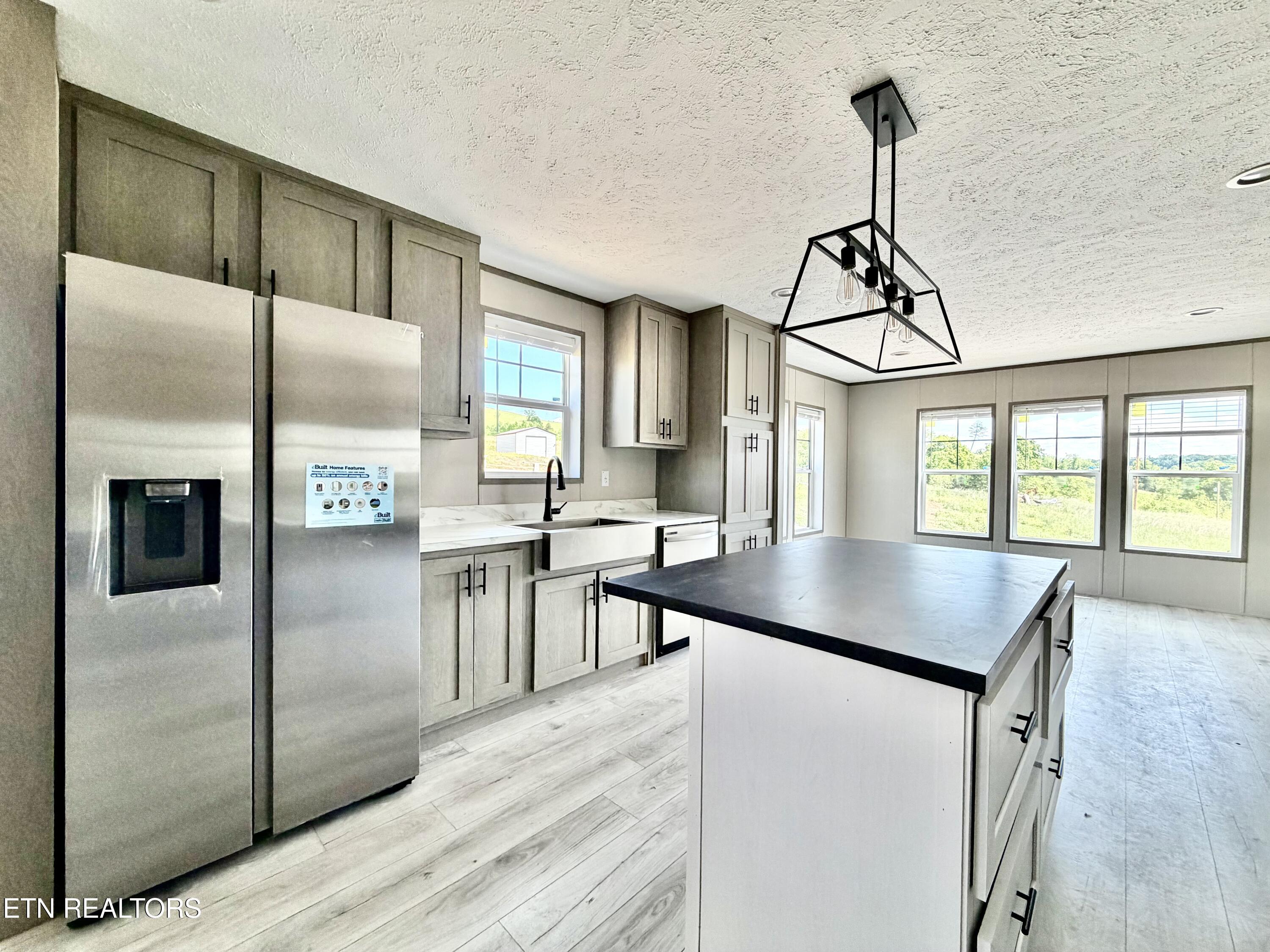 1093 Elaine Drive Tazewell TN 37879