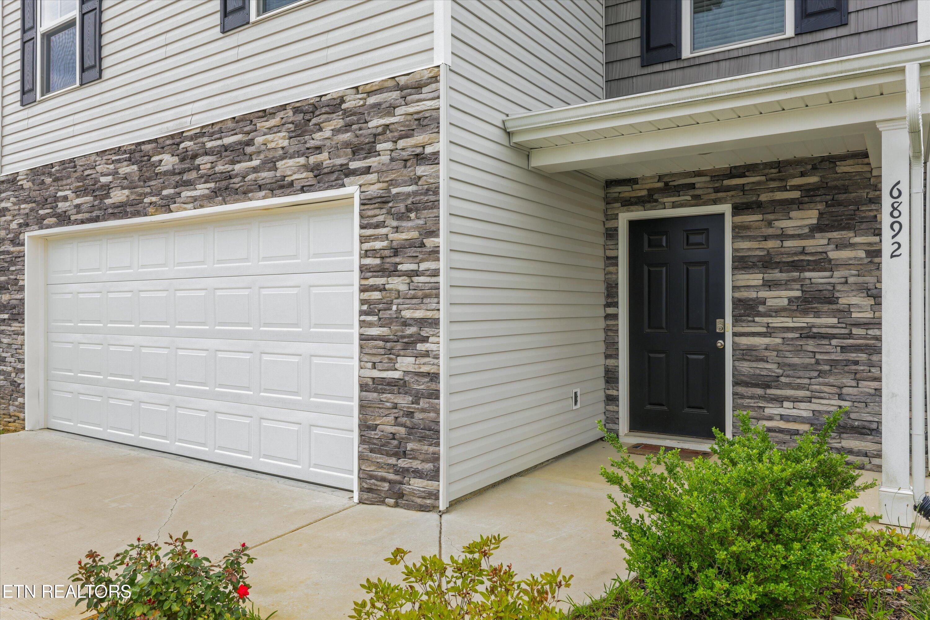6892 Squirrel Run Lane Corryton TN 37721