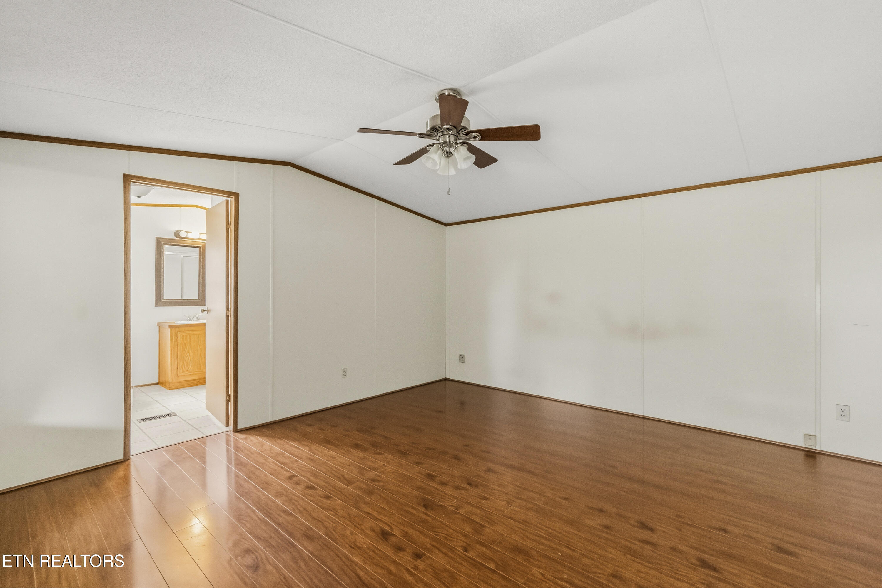 1475 Old Chisholm Trail Dandridge TN 37725