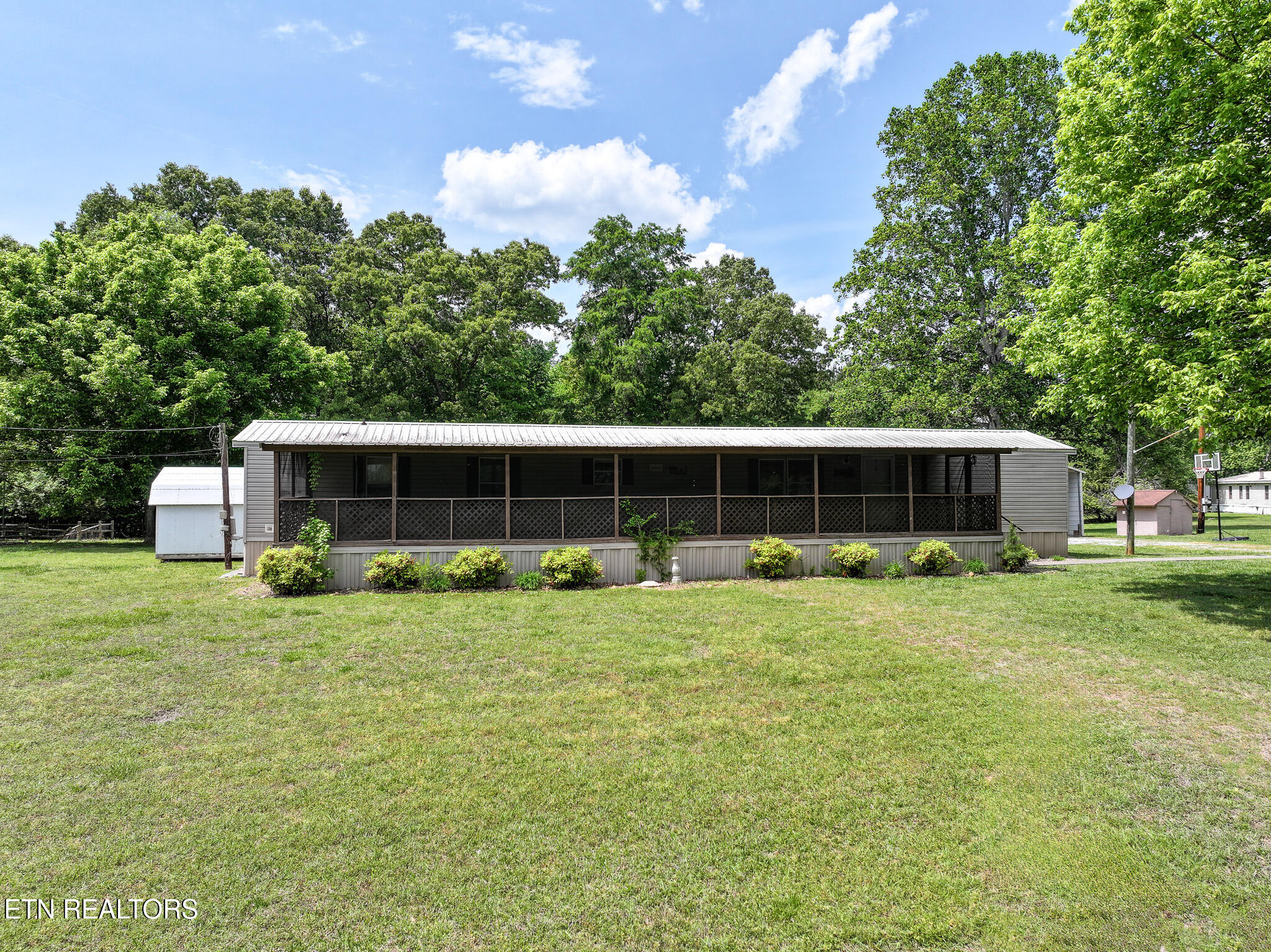 1475 Old Chisholm Trail Dandridge TN 37725