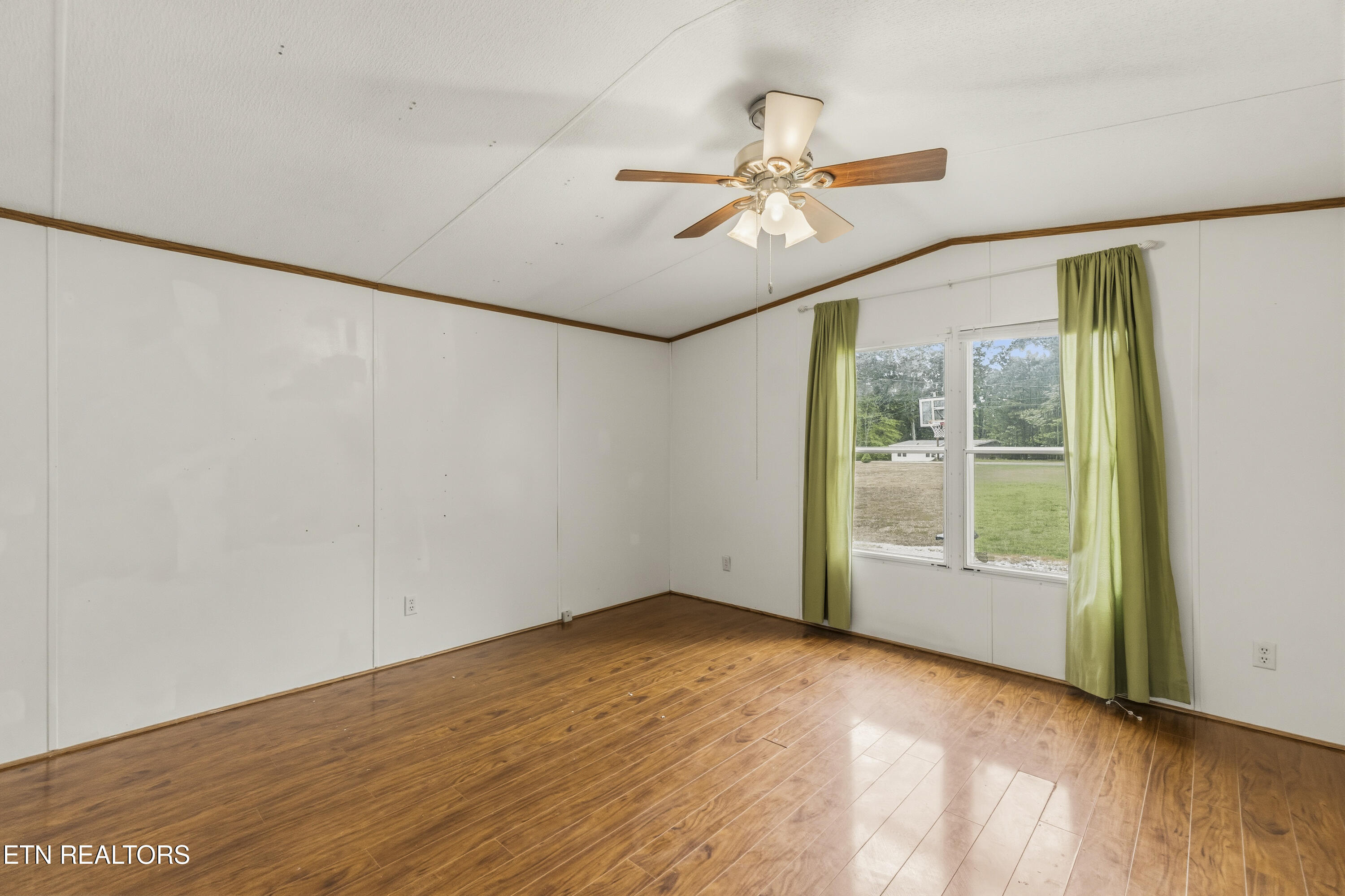 1475 Old Chisholm Trail Dandridge TN 37725
