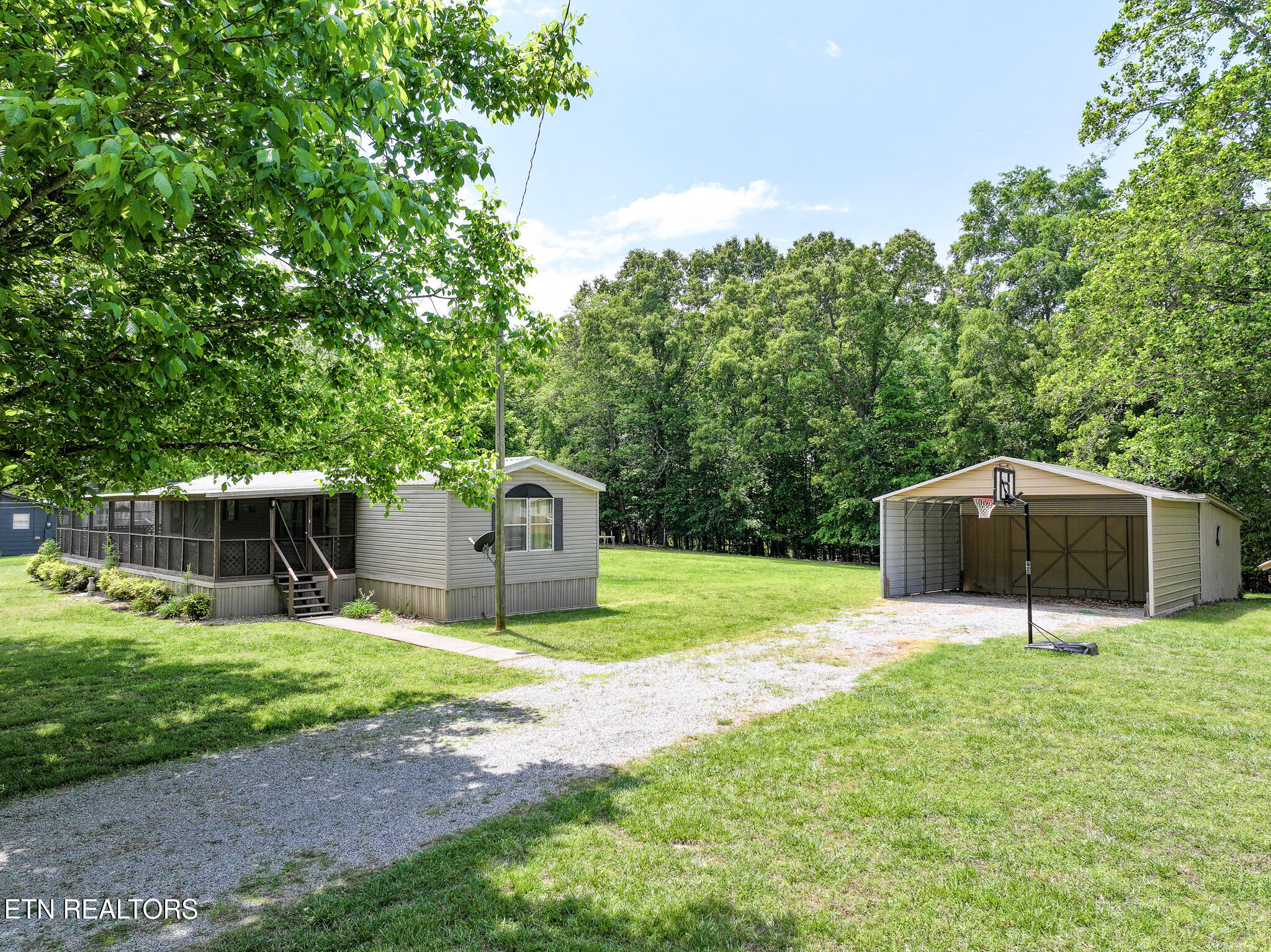 1475 Old Chisholm Trail Dandridge TN 37725