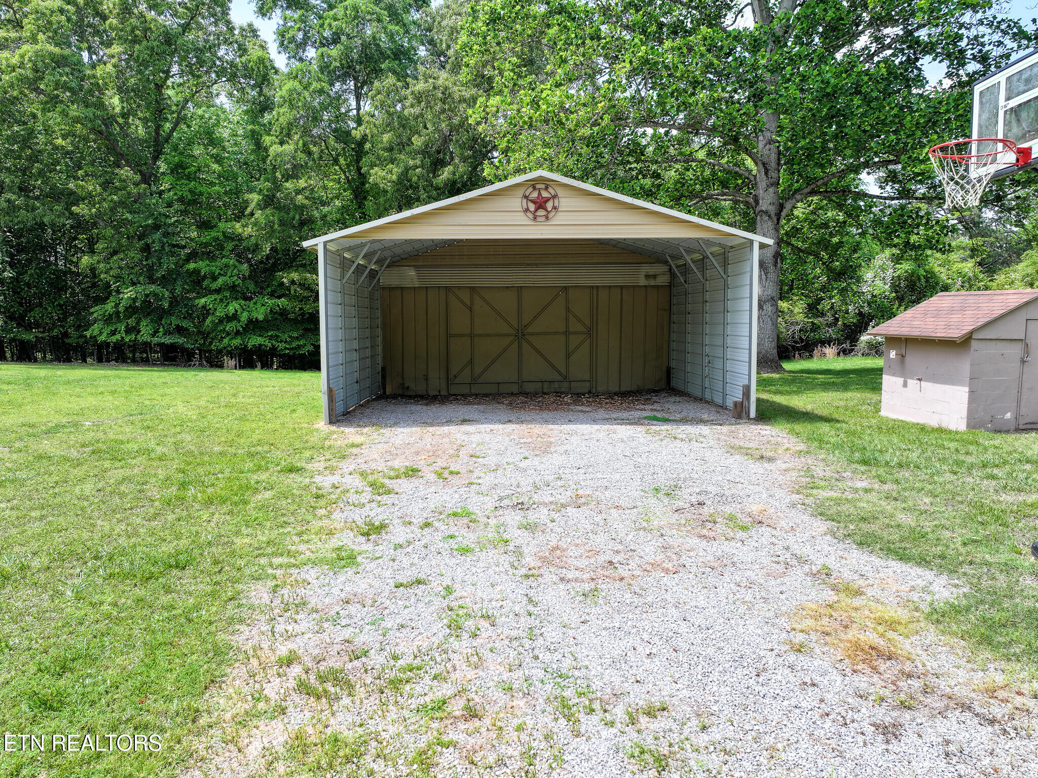 1475 Old Chisholm Trail Dandridge TN 37725