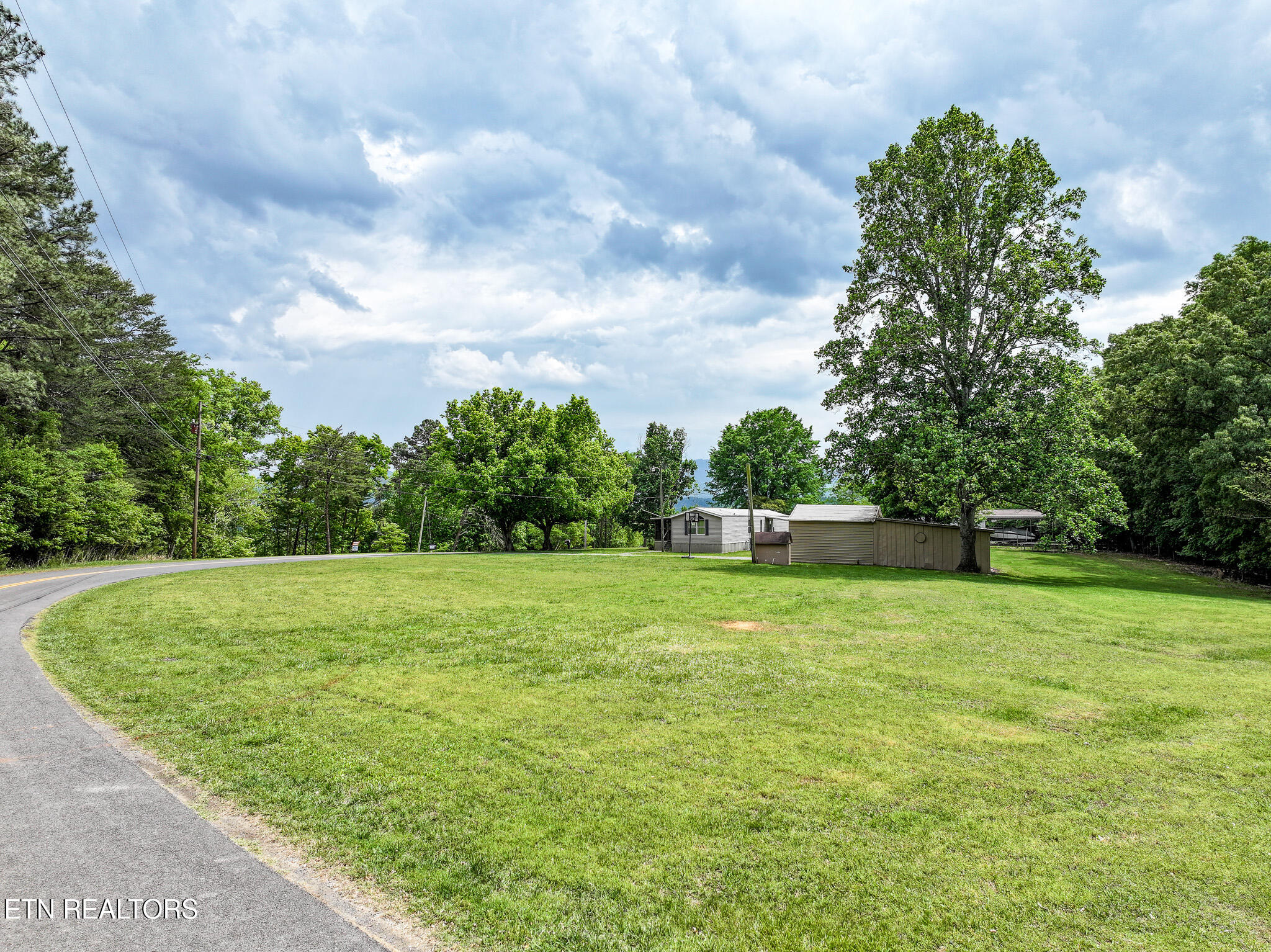 1475 Old Chisholm Trail Dandridge TN 37725