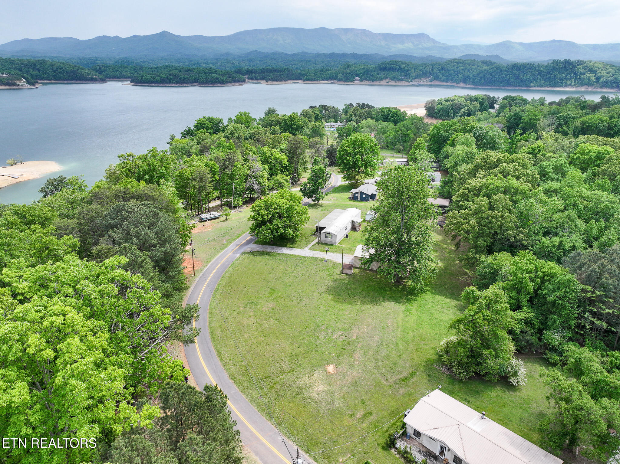 1475 Old Chisholm Trail Dandridge TN 37725