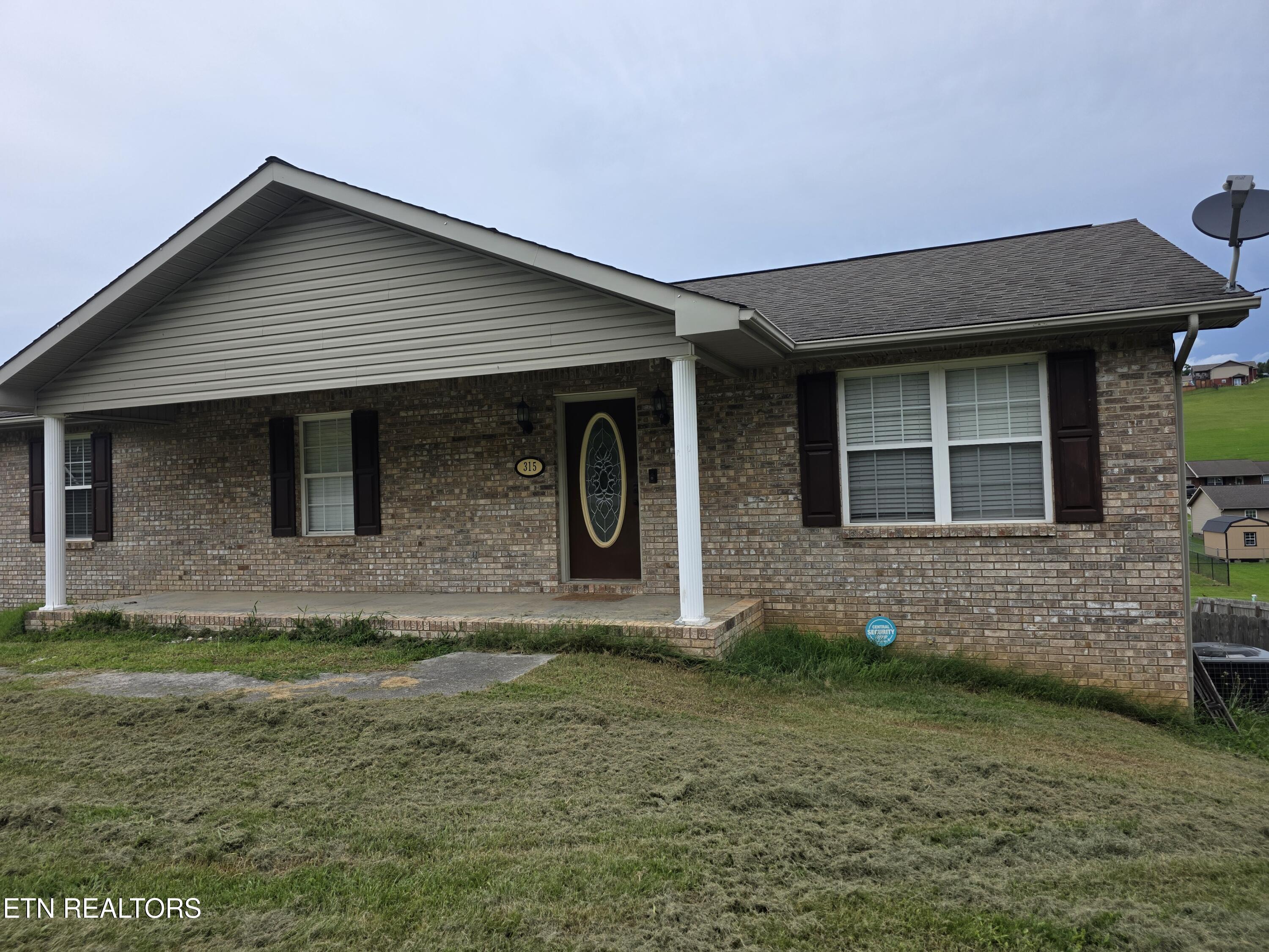 315 Dogwood Road New Tazewell TN 37825