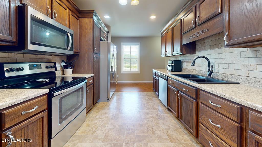 1444 Cherry Creek Road Sparta TN 38583