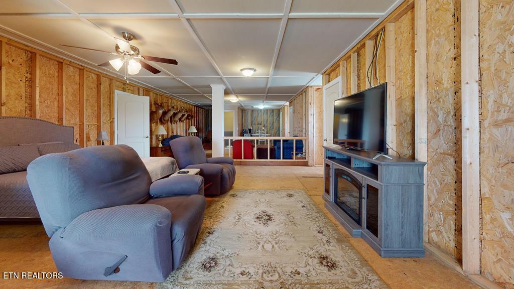 1444 Cherry Creek Road Sparta TN 38583