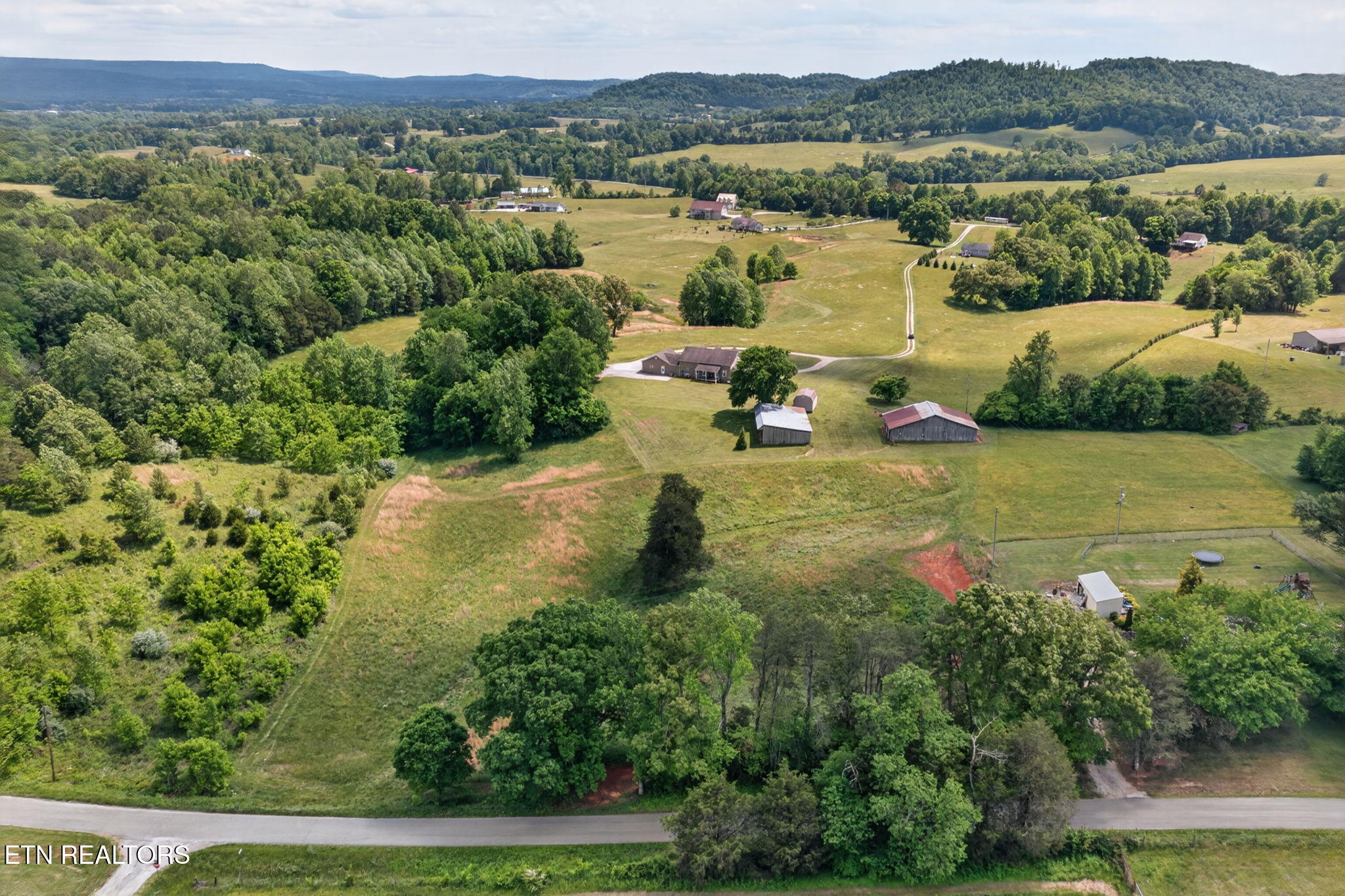 1444 Cherry Creek Road Sparta TN 38583