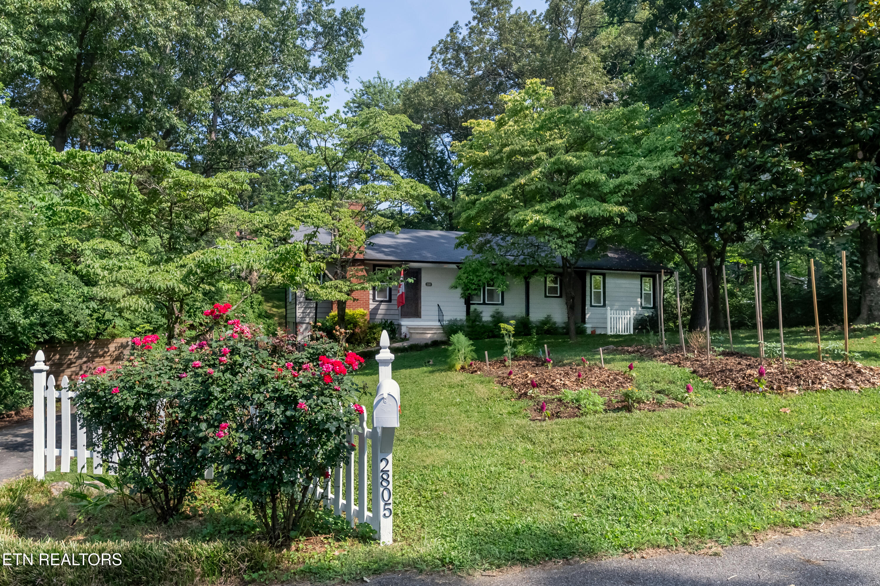 2805 Kenilworth Lane Knoxville TN 37917