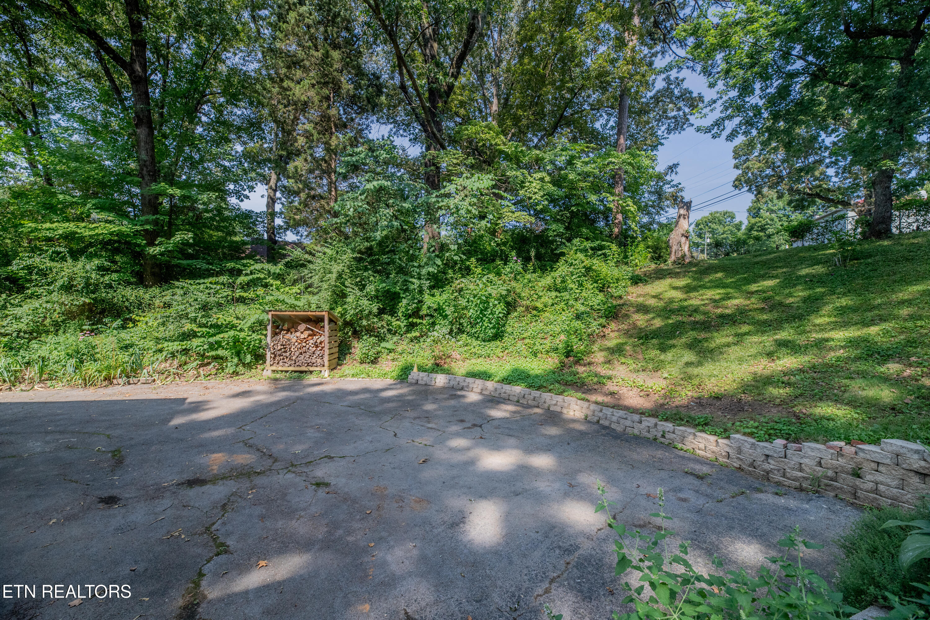 2805 Kenilworth Lane Knoxville TN 37917