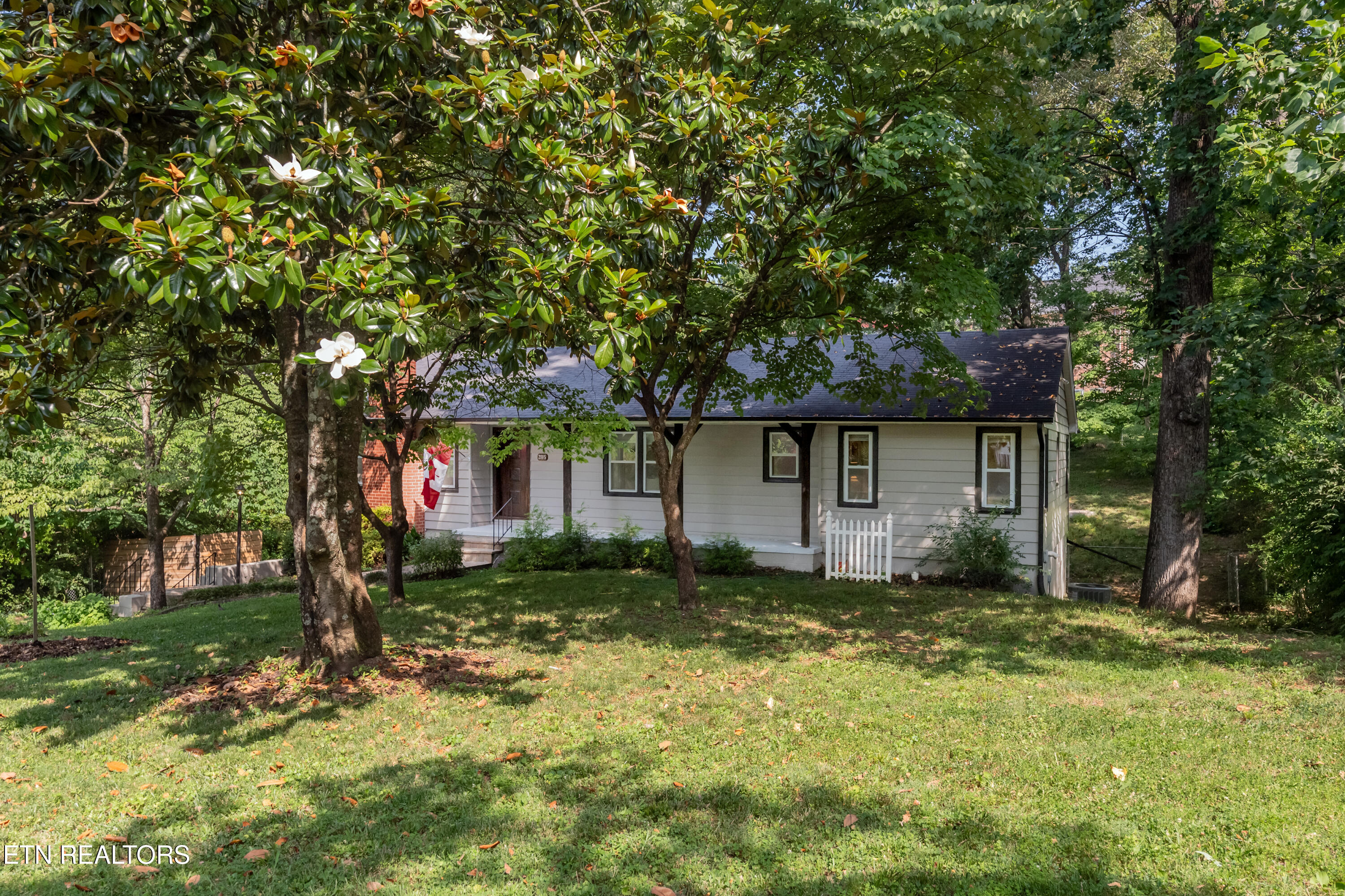 2805 Kenilworth Lane Knoxville TN 37917