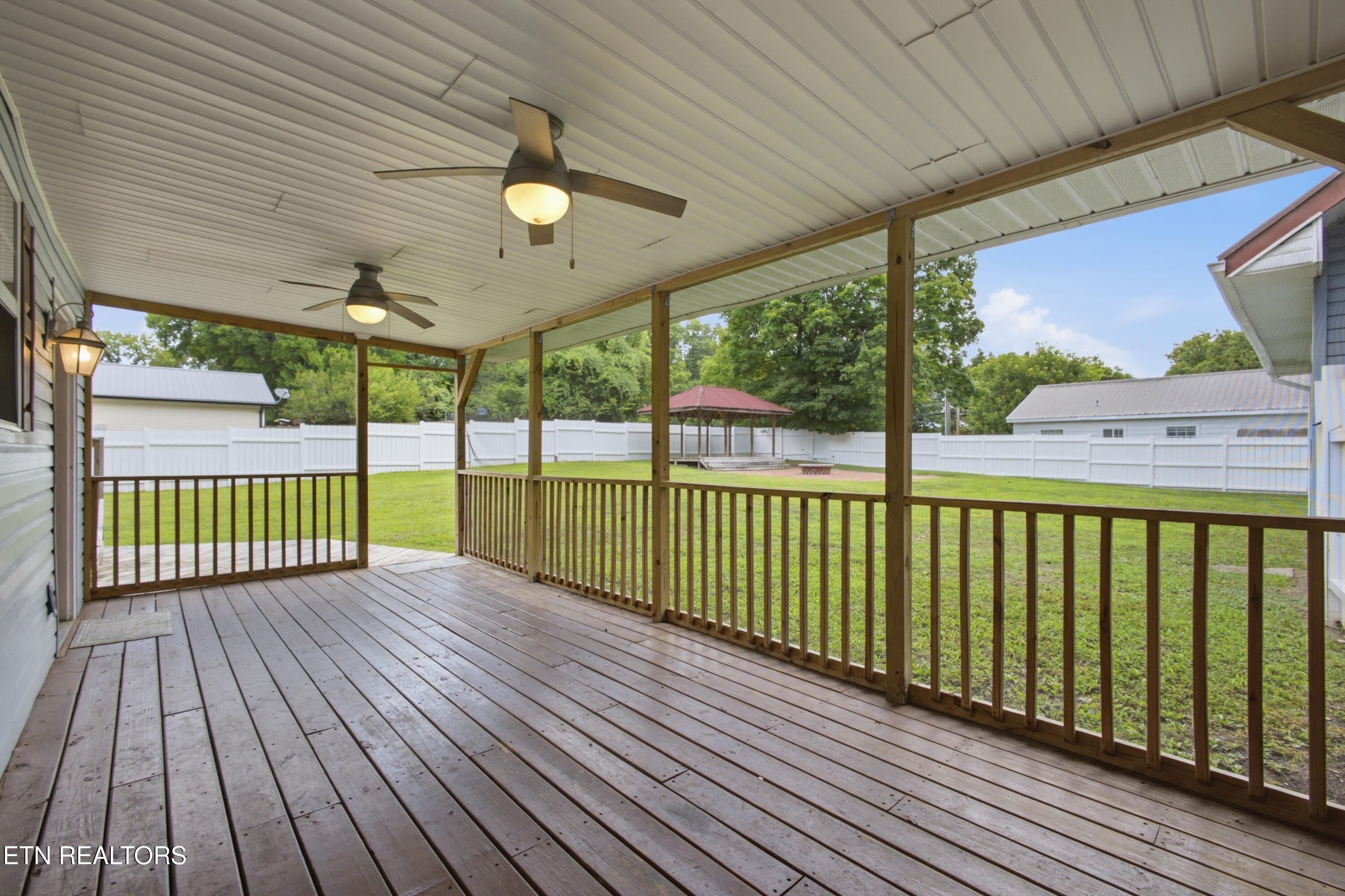 617 N College Street Madisonville TN 37354
