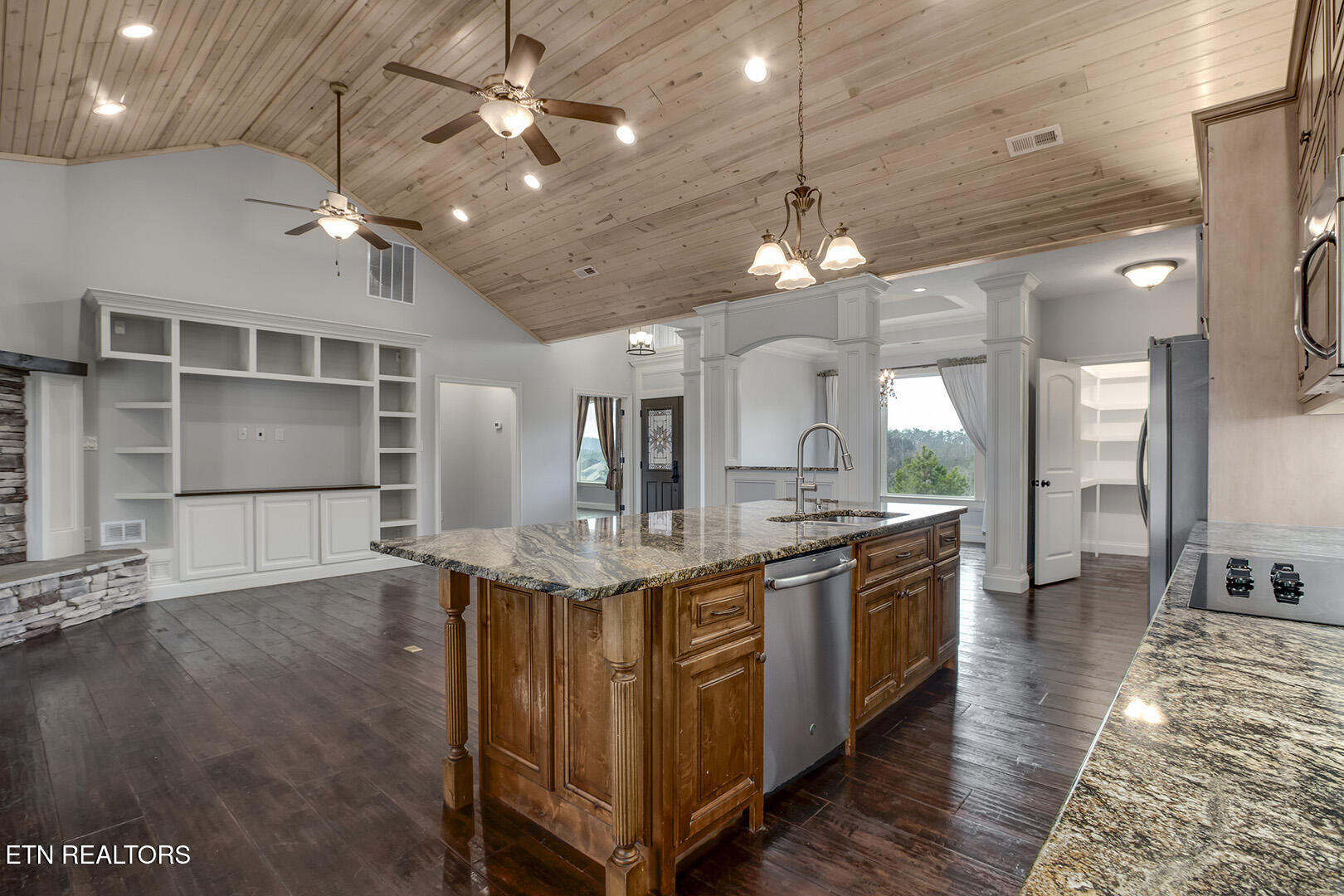 2001 Beals Chapel Road Lenoir City TN 37772