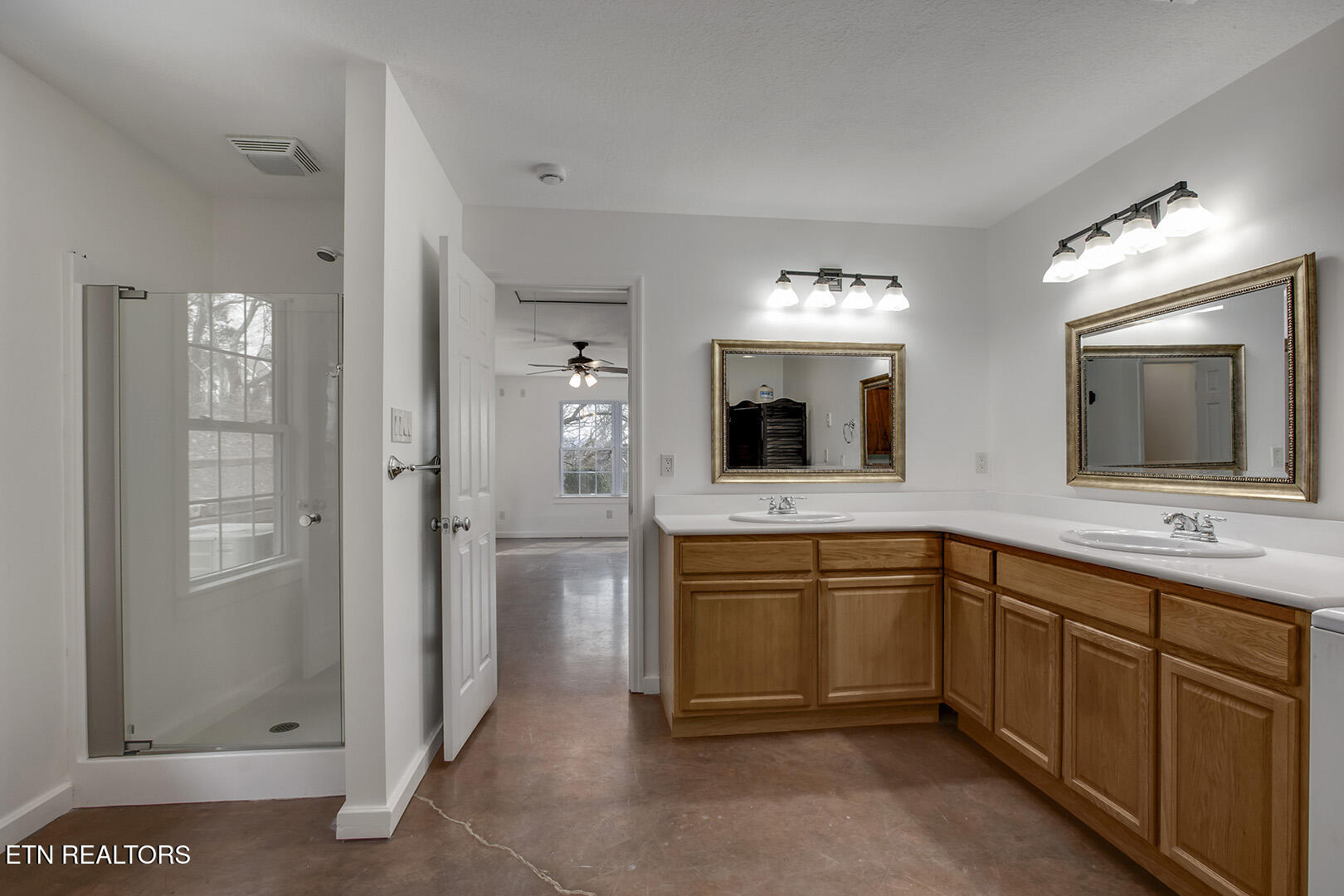 2001 Beals Chapel Road Lenoir City TN 37772
