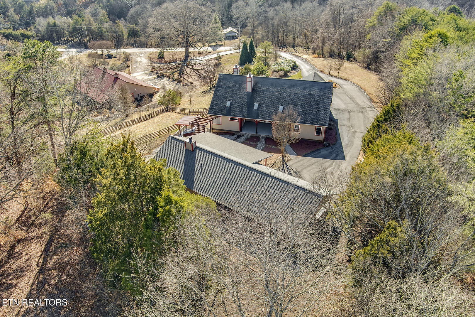 2001 Beals Chapel Road Lenoir City TN 37772