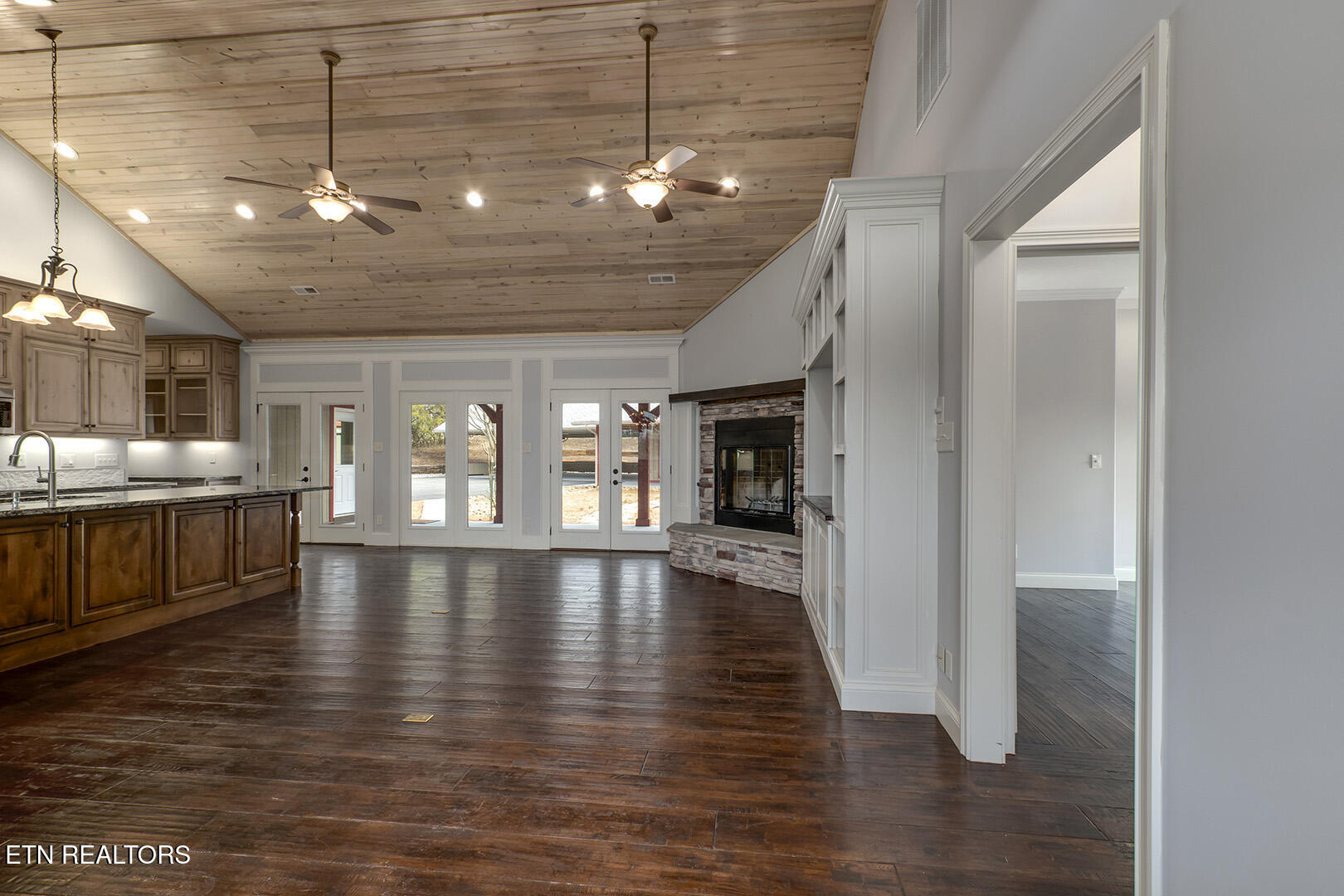 2001 Beals Chapel Road Lenoir City TN 37772