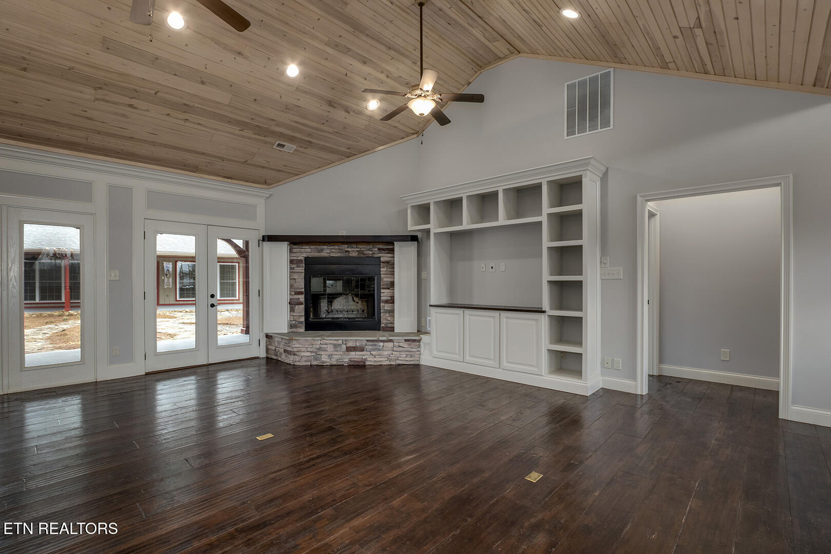 2001 Beals Chapel Road Lenoir City TN 37772