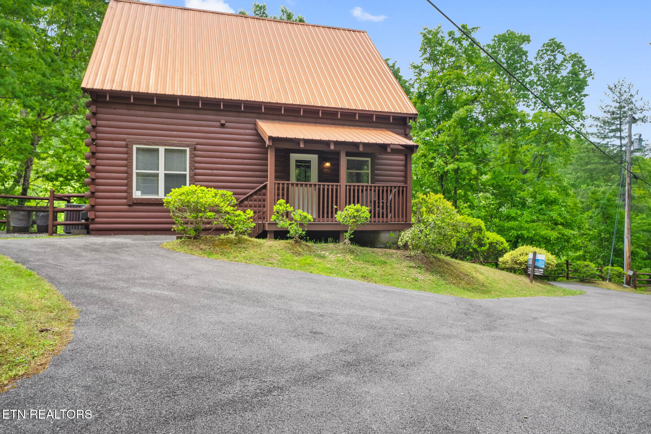 1940 Wears Valley Road Sevierville TN 37862