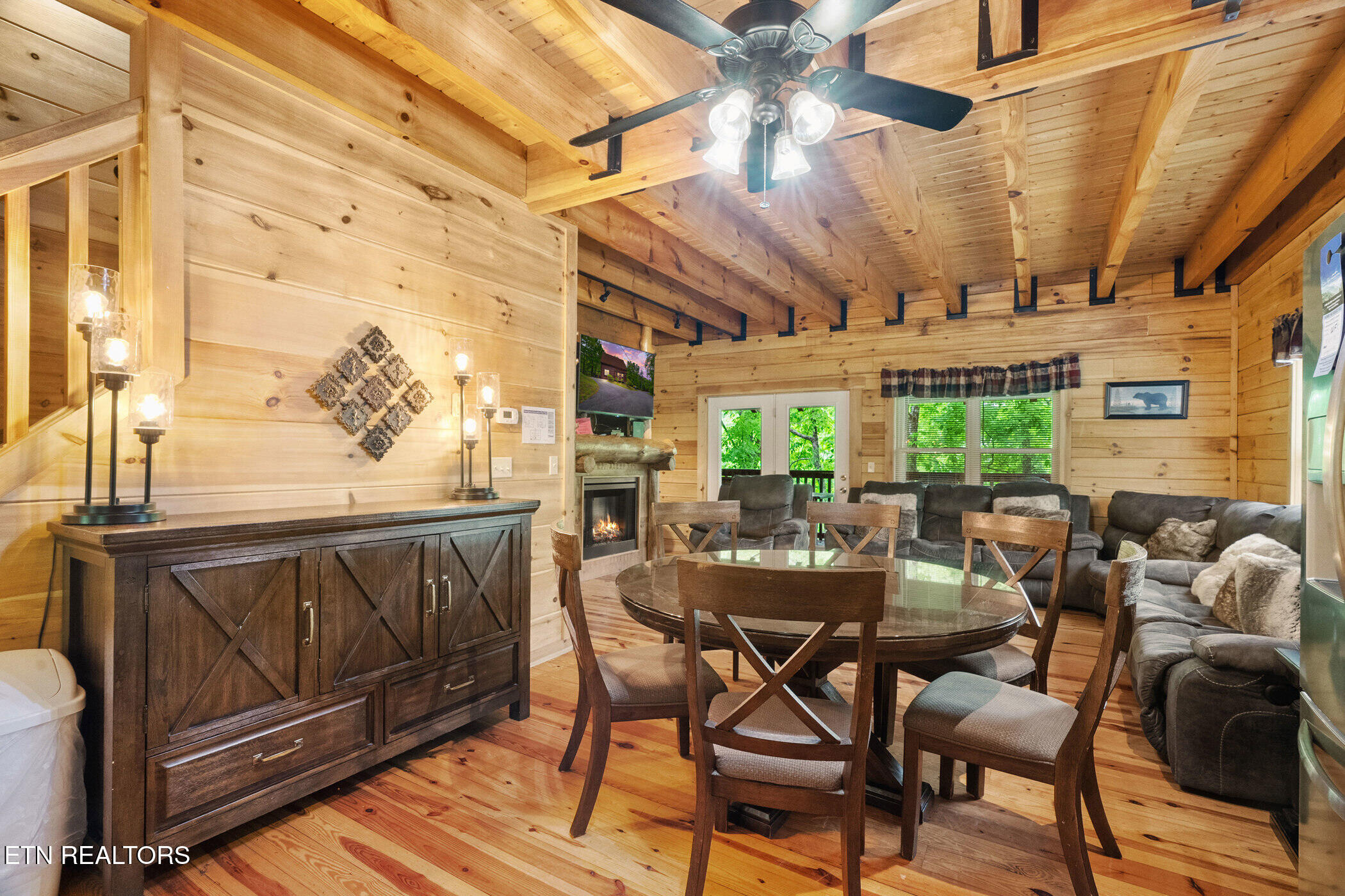 1940 Wears Valley Road Sevierville TN 37862