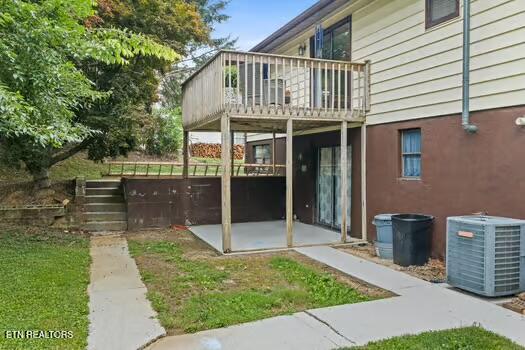 609 Greenwood Drive Clinton TN 37716
