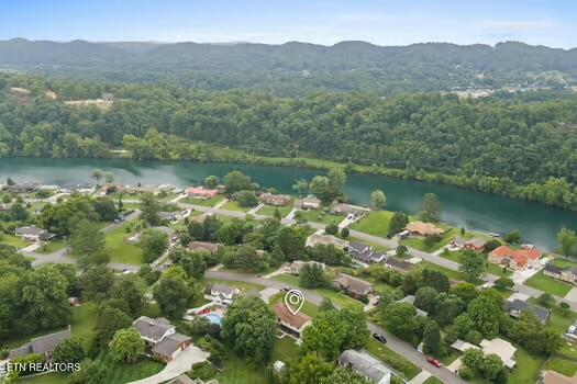 609 Greenwood Drive Clinton TN 37716